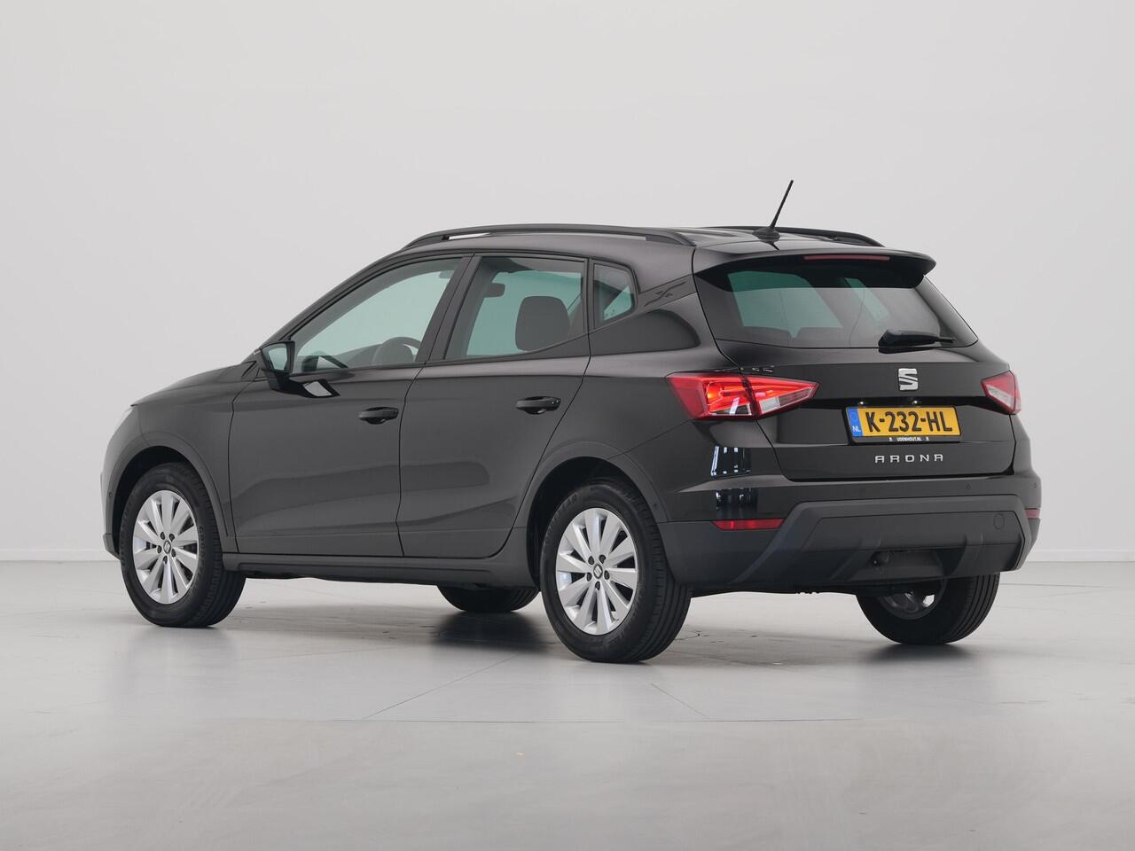 Seat Arona 1.0 TSI 95pk Style Business Intense Trekhaak Navigatie Camera Keyless Acc Parkassist 115