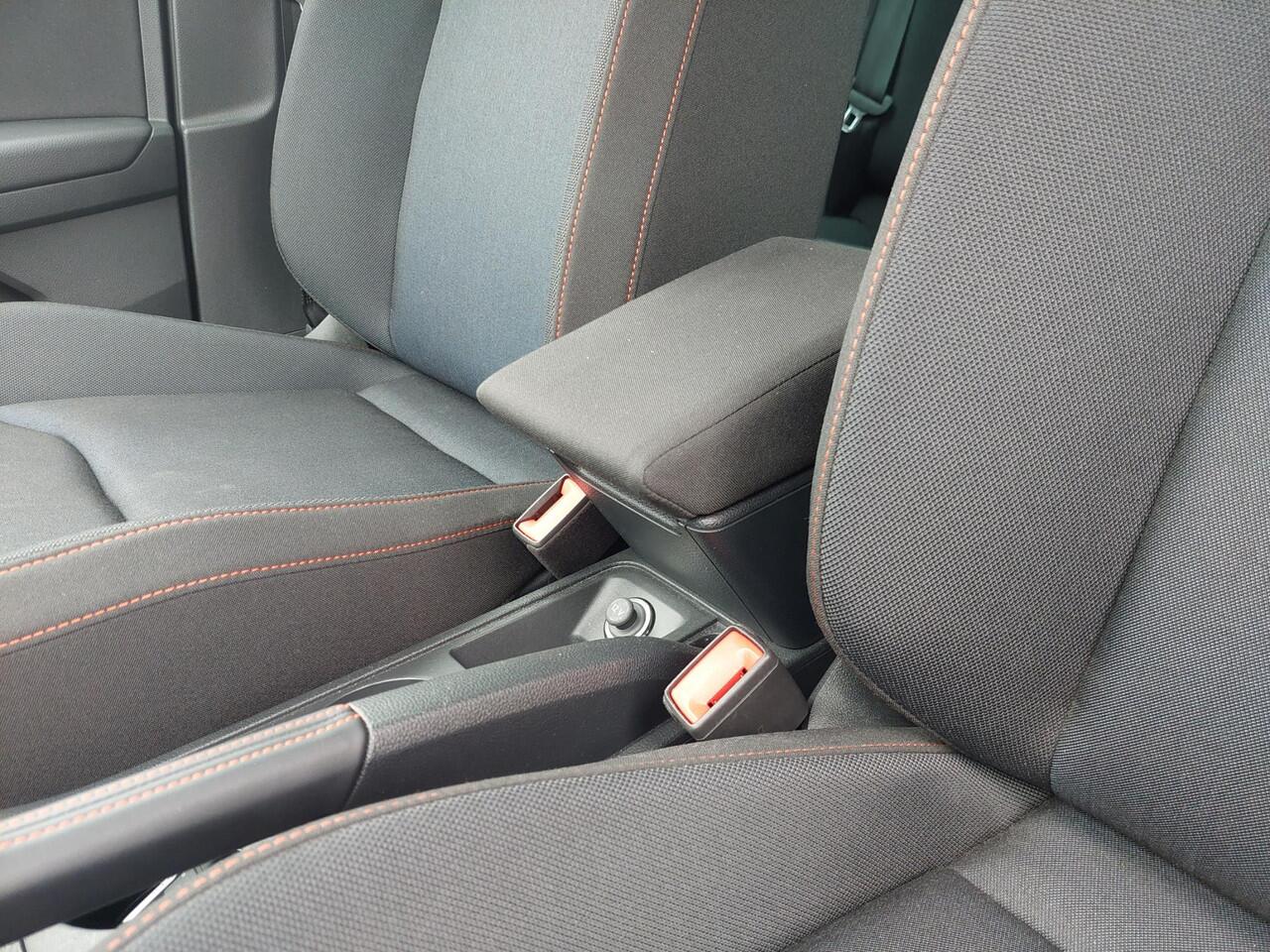 Seat Arona 1.0 EcoTSI FR Anniversary LMV 18" | PDC V+A | rijklaarprijs !!