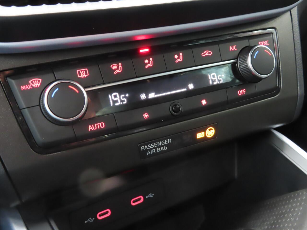 Seat Arona 1.0 TSI FR Business Connect DSG | Leder-alcantara | groot scherm | camera | full led |