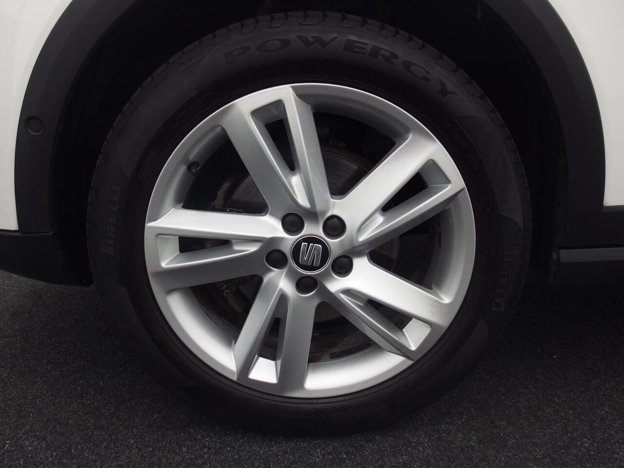 Seat Arona 1.5 TSI EVO FR Business Intense 4 CILINDER / VIRTUAL / NAVI / CARPLAY / PDC / CAMERA / KEYLESS / NL-AUTO