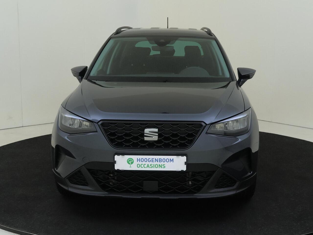 Seat Arona 1.0 TSI Style | Navigatie | Digital cockpit | Climate control | Cruise control | CarPlay | Elektrisch inklapbare buitenspiegels | Lane- en frontassist |