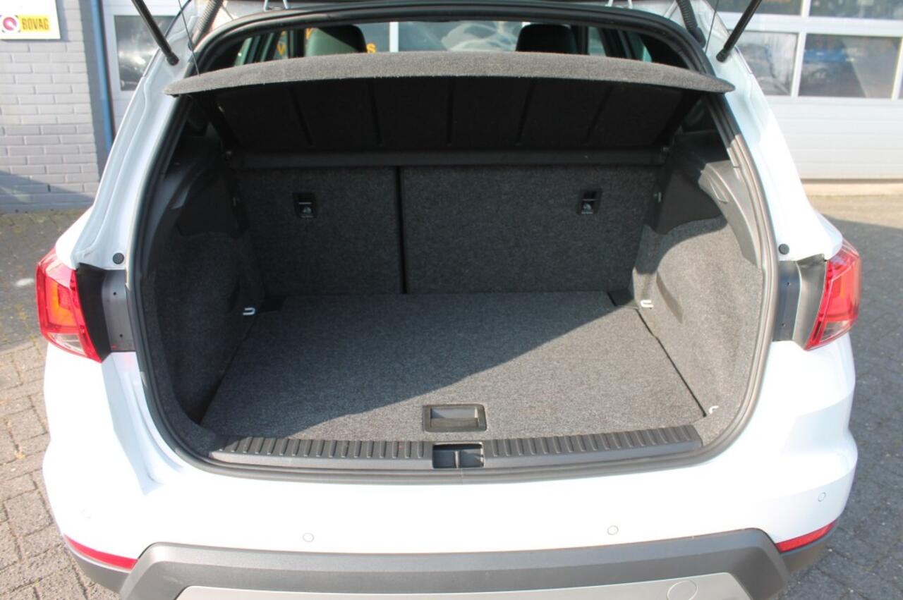 Seat Arona 1.0 TSI FR Limited Edition. Automaat / led verlichting / stoel verwarming