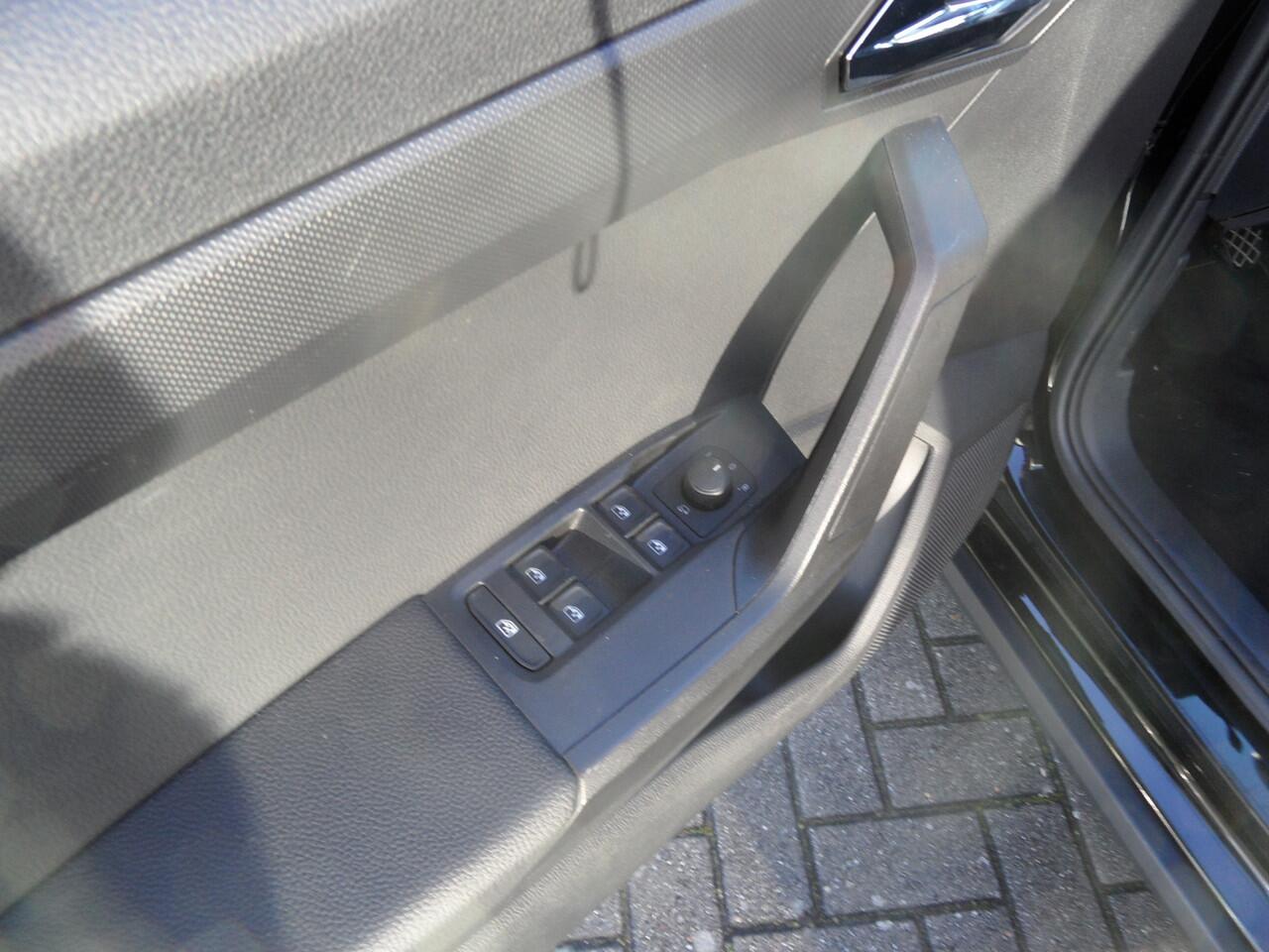 Seat Arona 1.0 TSI Style Business Intense Plus