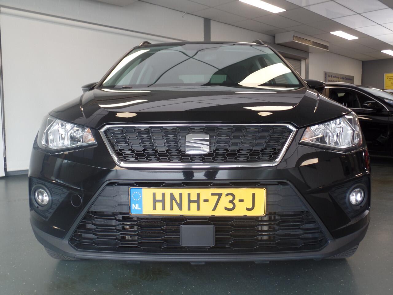 Seat Arona 1.0 TSI Style Business Intense, Apple carplay, Clima controle, Elek ramen, Cruise controle, Pdc, Lm velgen 16'', Prive glas, 81.000km!! Bovag afleverpakket 695,-