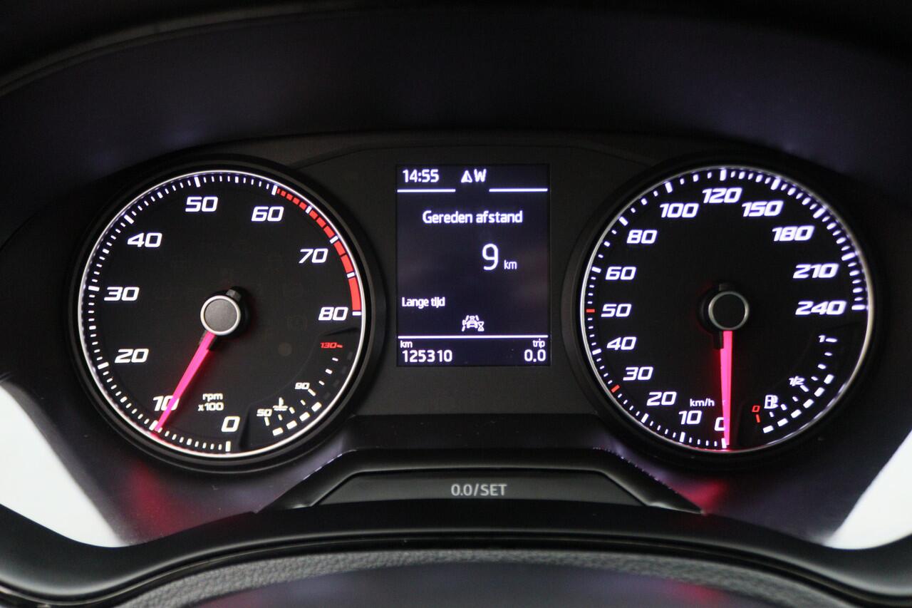 Seat Arona 1.0 TSI Style Business Intense Climate, ACC, Camera, Apple Carplay, DAB, PDC, LED, KeyLess, 16''