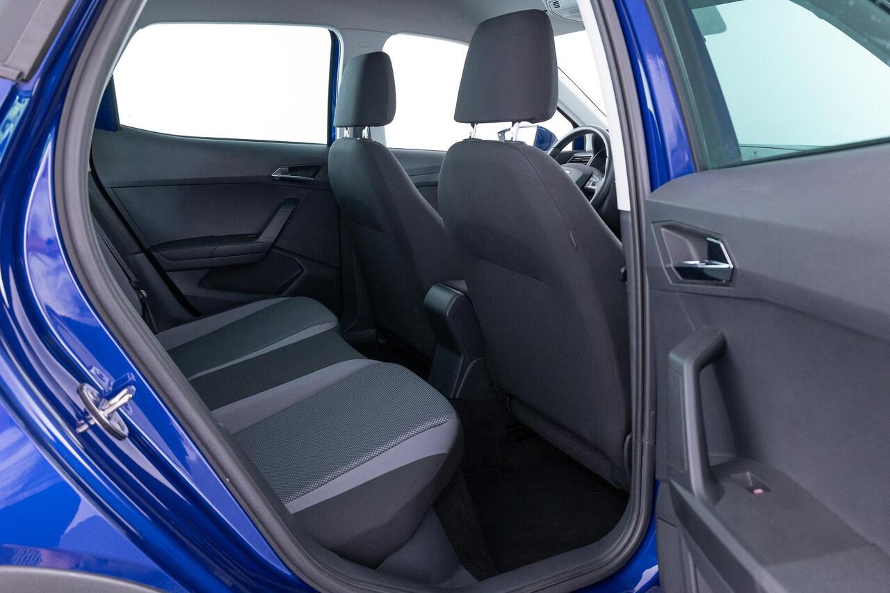 Seat Arona 1.0 TSI Style Business Intense 110 PK | TREKHAAK | ACHTERUITRIJCAMERA | APPLE CARPLAY | PARKEERSENSOREN | ADAPTIEF CRUISE CONTROL | NED AUTO |