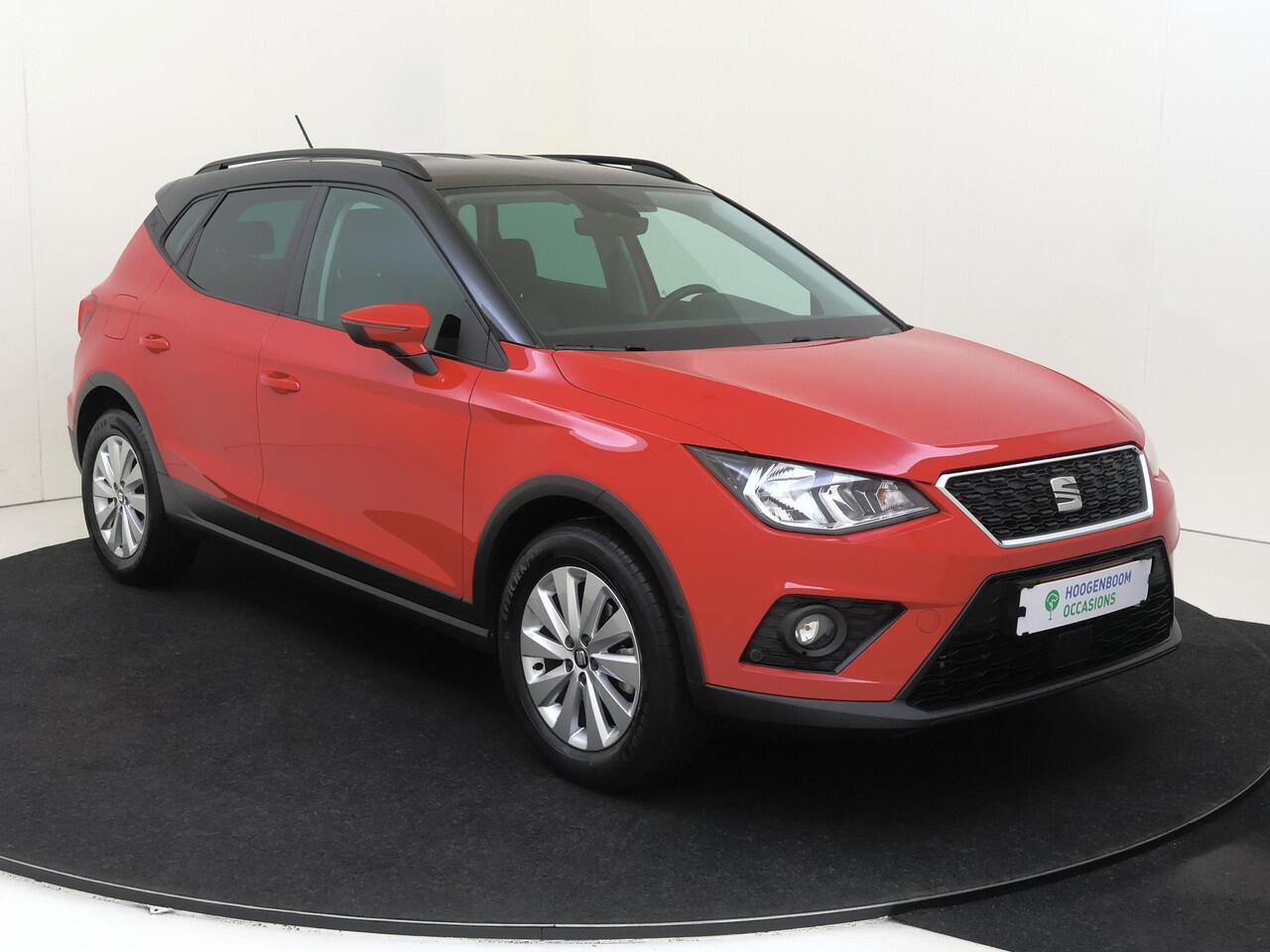 Seat Arona 1.0 TSI Style Business Intense | Trekhaak | Keyless | Navigatie | Parkeerassistent | Dodehoek detectie | Achteruitrijcamera | Adaptieve cruise control |