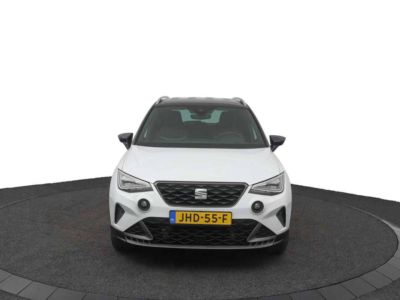Seat Arona 1.0 EcoTSI FR Anniversary | Climate Control | Stoelverwarming | Parkeercamera | Navigatie