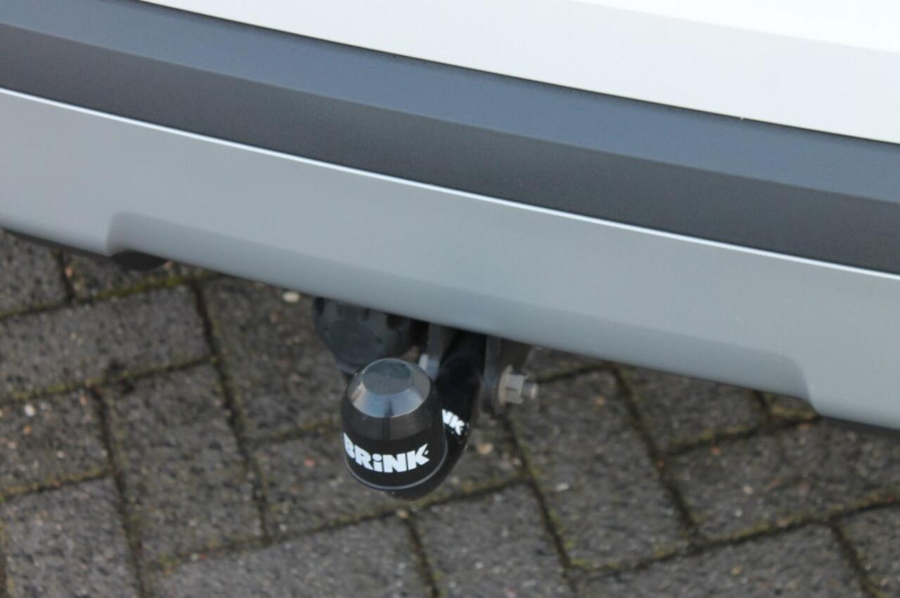 Seat Arona 1.0 TSI FR Business Intens Trekhaak / Allseason banden