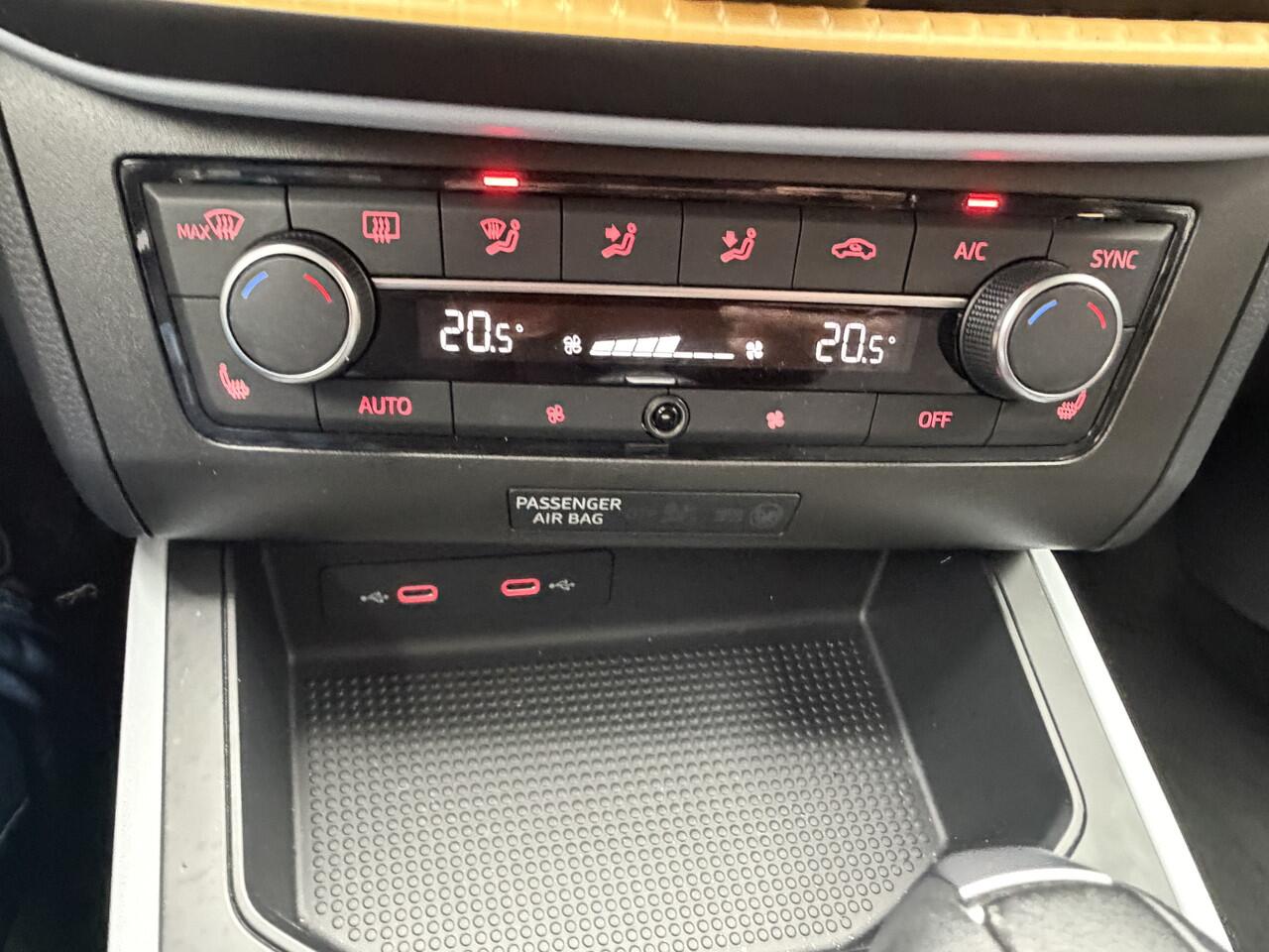 Seat Arona 1.0 EcoTSI Style Automaat !!!cruise Carplay 116 pk LED - Stoelverwarming .