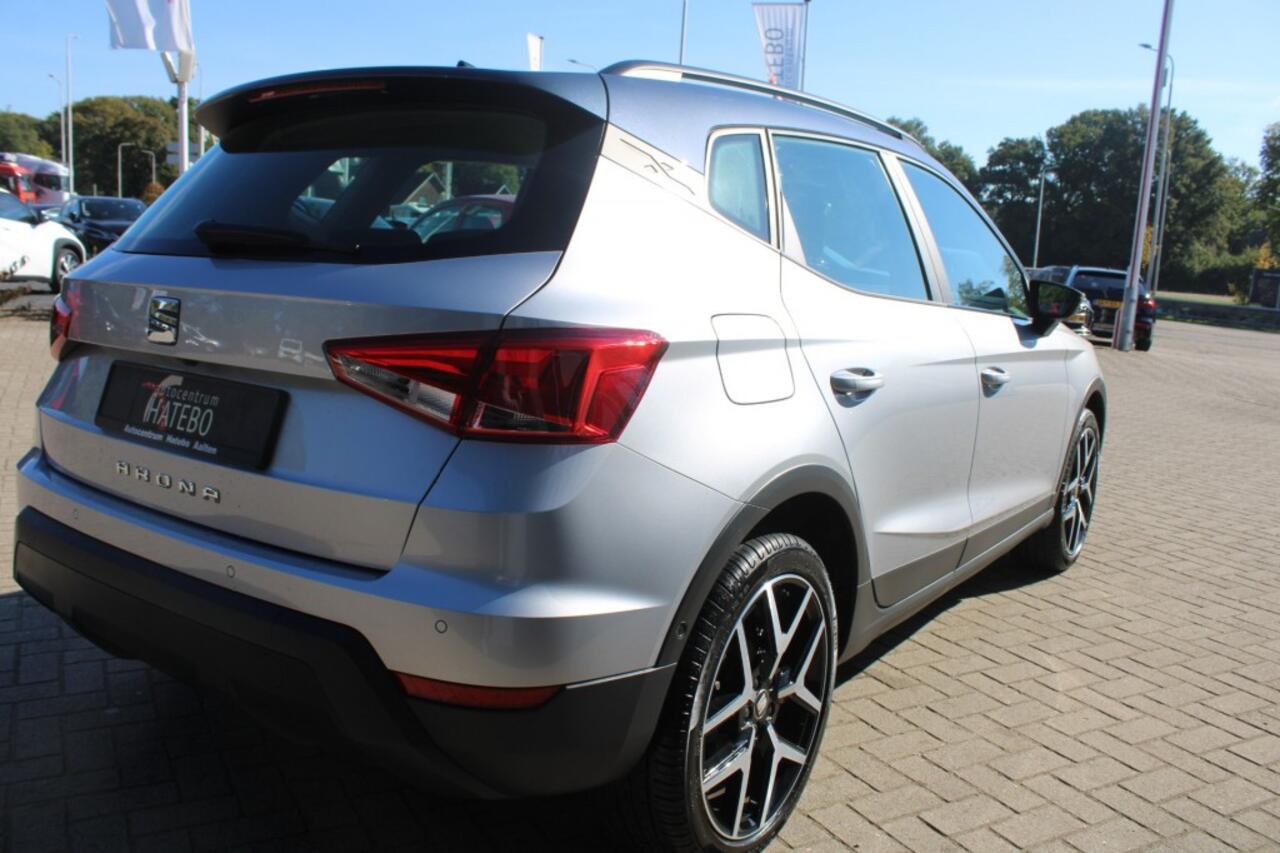 Seat Arona 1.0 TSI Automaat Business Intense Navi Adaptive Cruise Camera Topst.!!