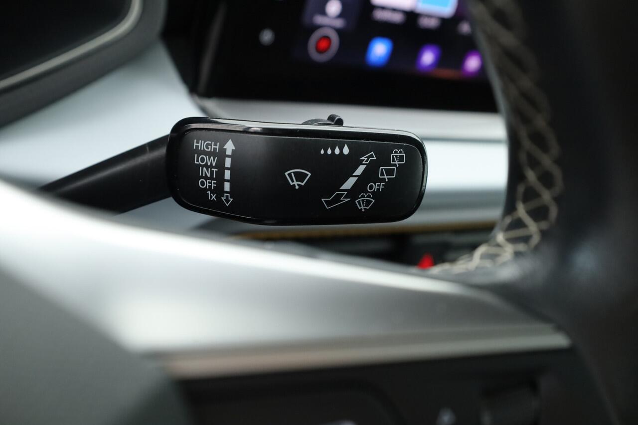 Seat Arona 1.0 TSI | Navi | Adapt. Cruise | Apple CarPlay | Clima | LED | PDC A