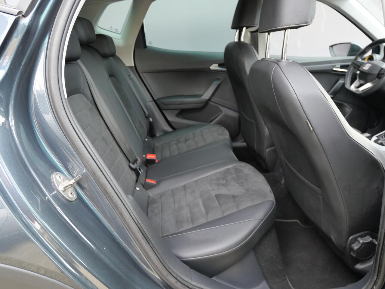 Seat Arona 1.0 TSI STYLE | AUTOMAAT | A.C.C | LED | CARPLAY | LEER | ALL-IN!!