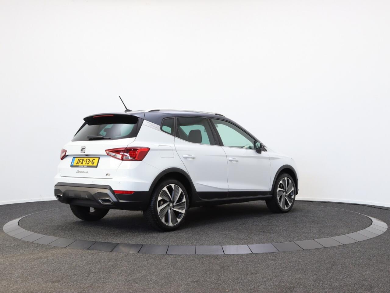 Seat Arona 1.0 EcoTSI FR | Private Lease 469,- | Navigatie |