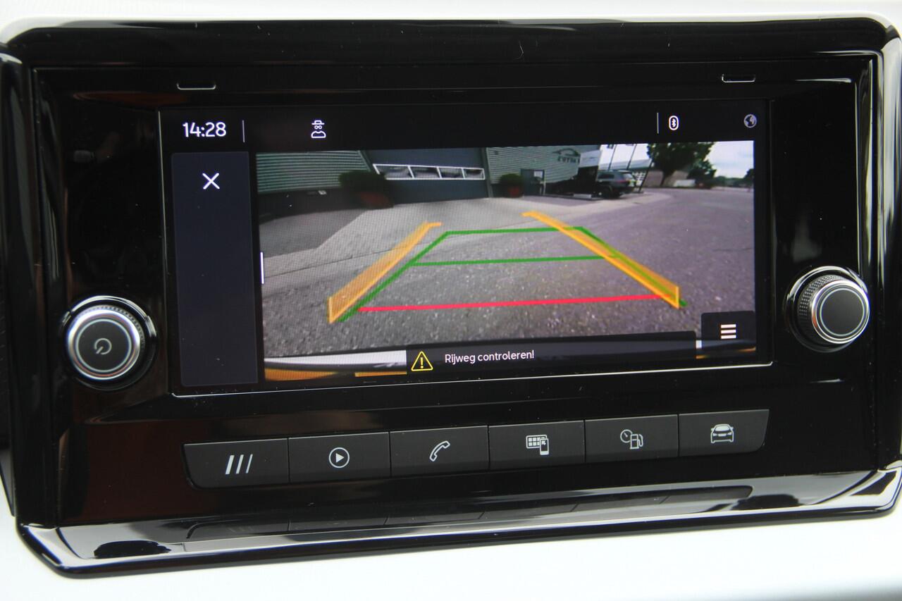 Seat Arona 1.0 TSI | NL auto | CarPlay | Camera | Navi | Airco | Cruise | Lane assist | Front assist | Seat connect | LMV18'' Goede banden | Rijdt erg zuinig | Hoge instap | Zeer nette auto