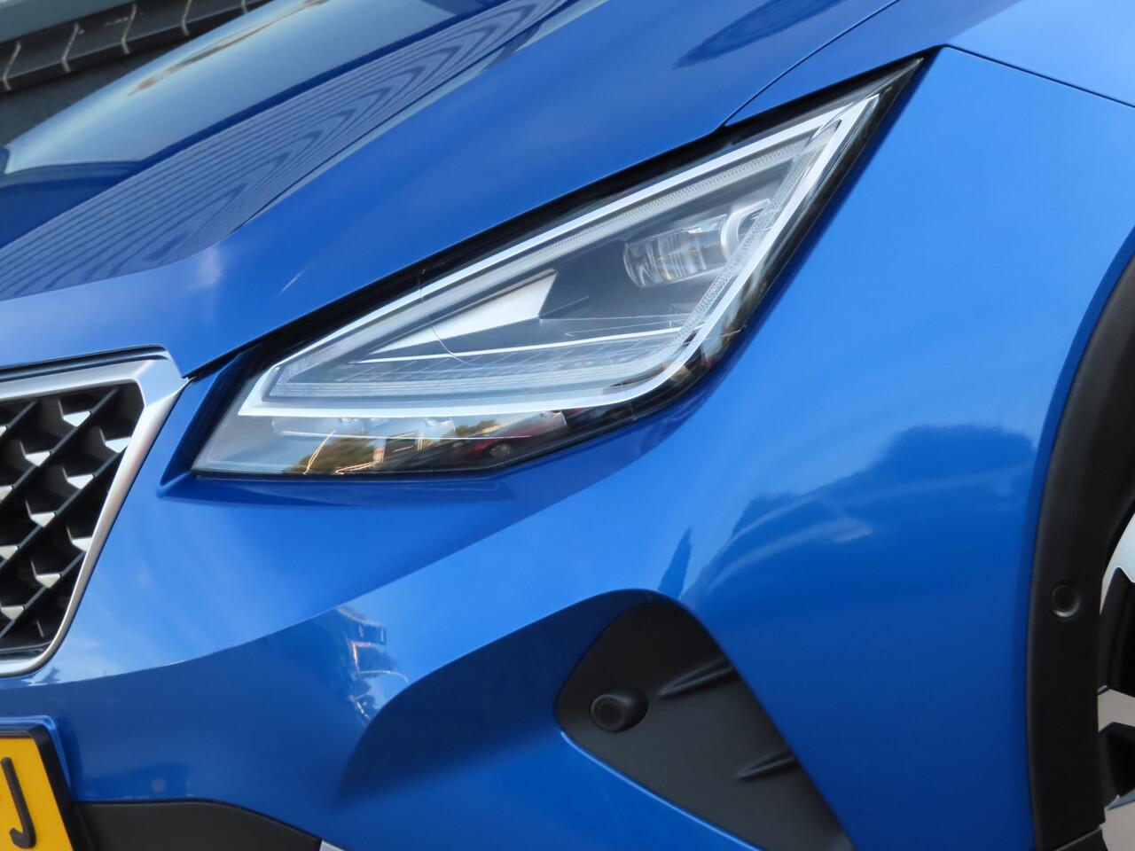 Seat Arona 1.0 EcoTSI Xperience DSG | groot navi scherm | camera | full led | parkassist |