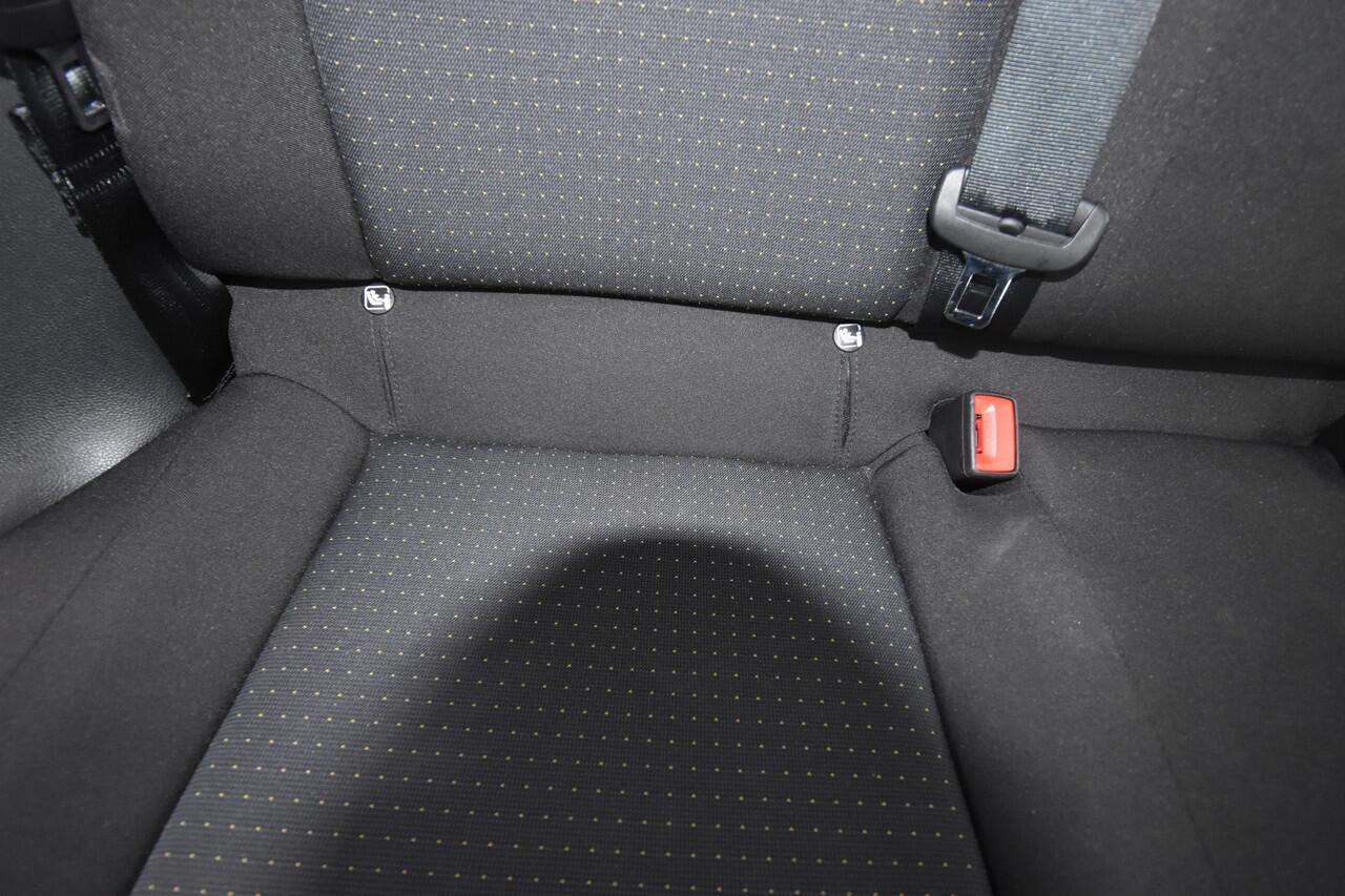 Seat Arona 1.0 TSI Style , CLIMATR , CR CONTR , NAVI VIA APP , LMV16 , LED KOPLAMPEN ,