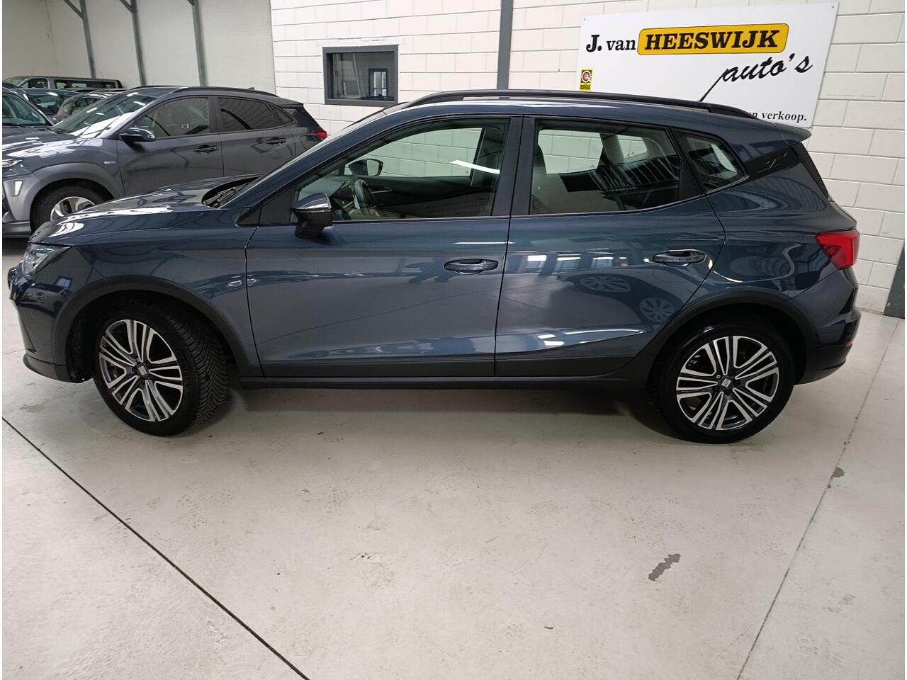 Seat Arona 1.0 TSI Style Climate controle | Audiosysteem | Centrale vergrendeling | Cruise control |Parkeersensoren | Electrische bedienbare ramen