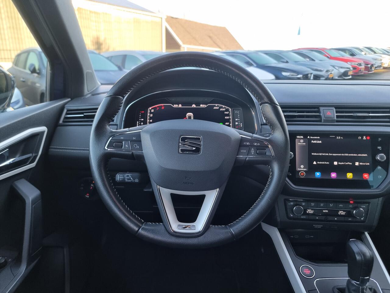 Seat Arona 1.0 TSI Style Business Intense | Digitaal dashboard | Parkeersensoren V+A | Hoge instap