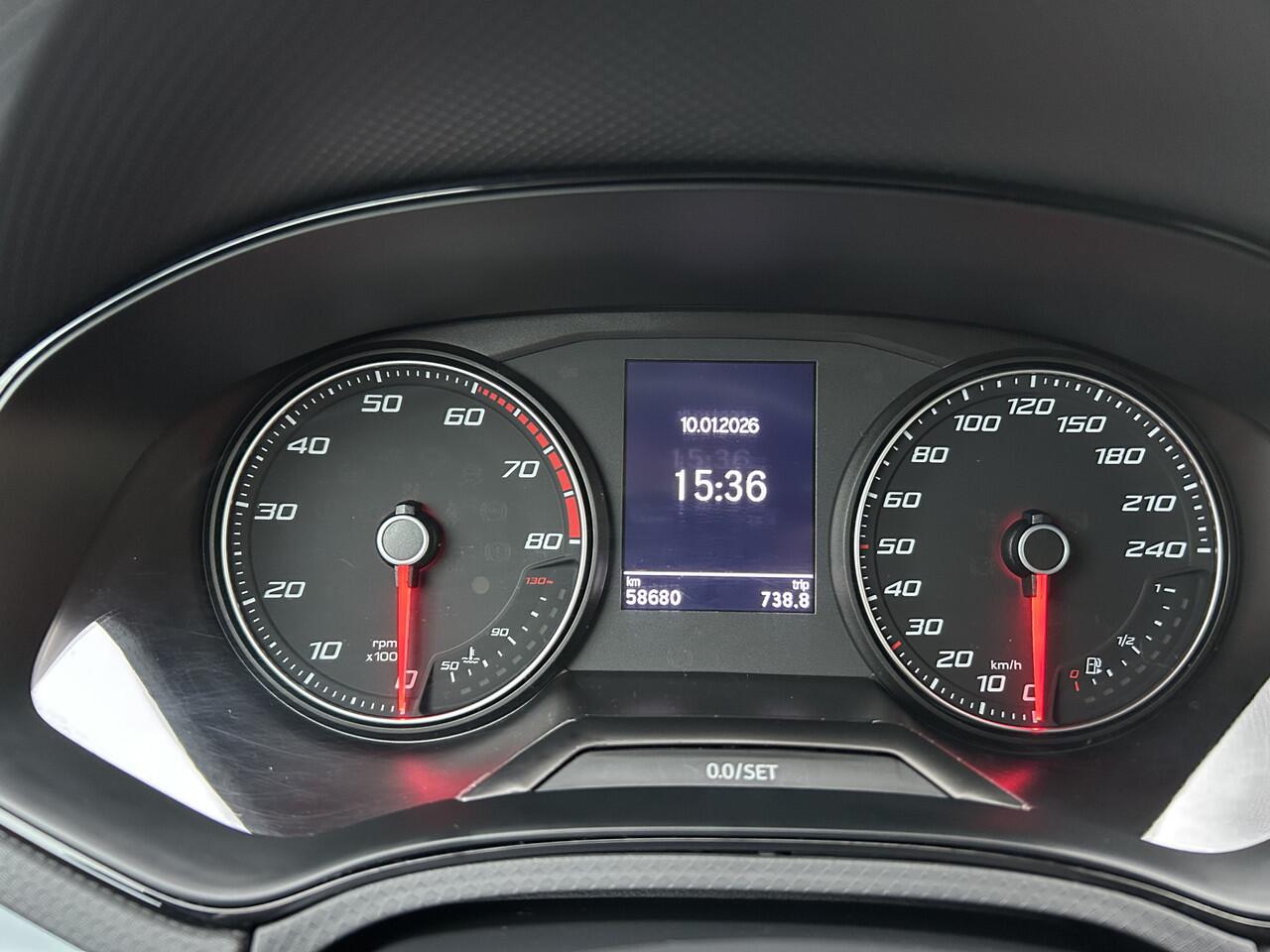 Seat Arona 1.0 TSI Style Business Intense | Automaat | Apple Carplay / Android auto | LED | Stoelverwarming | Lage kmstand |