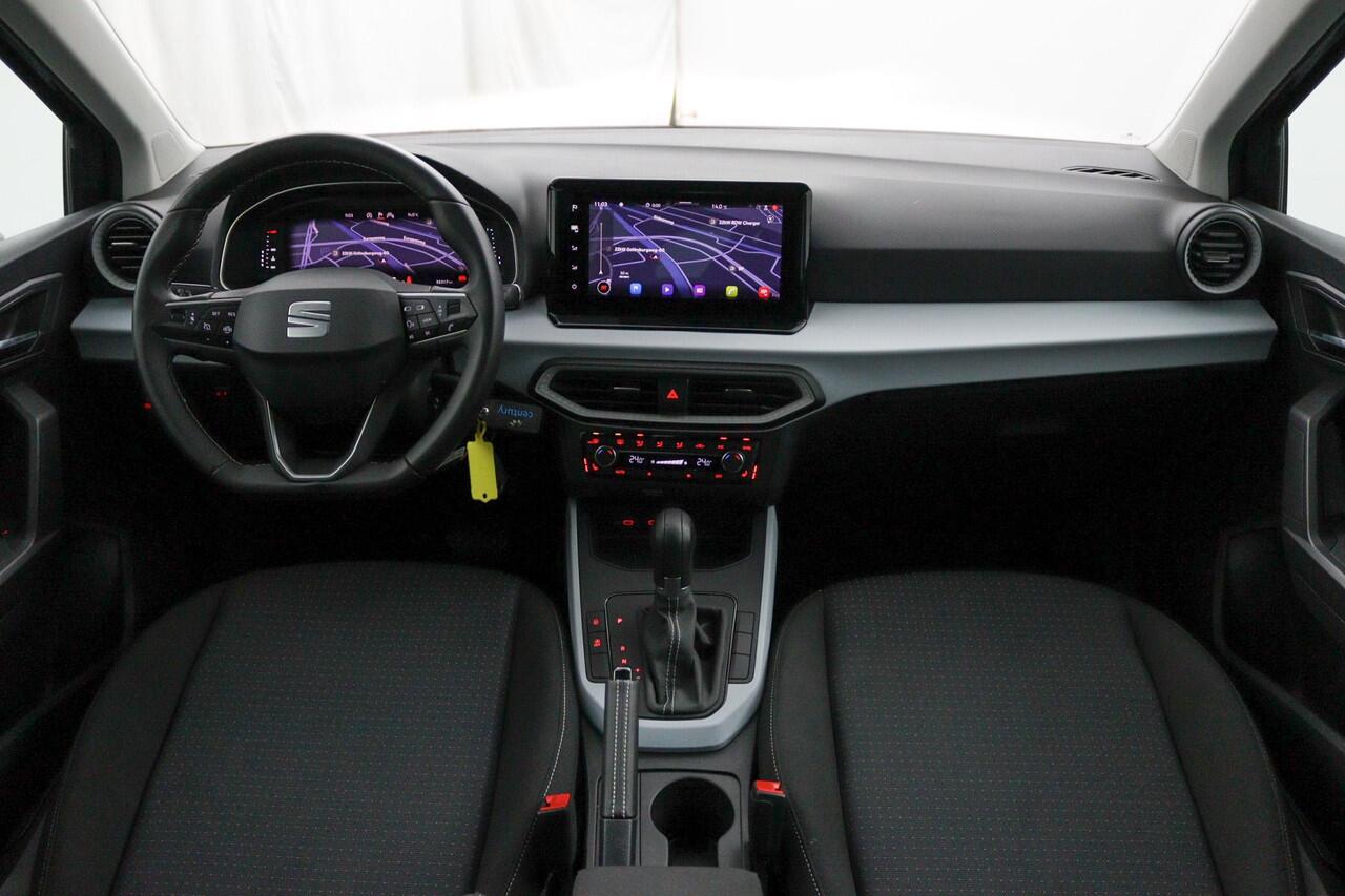 Seat Arona 1.0 TSI Style Business Intense | Navigatie | Parkeercamera | Stoelverwarming | Digitale cockpit