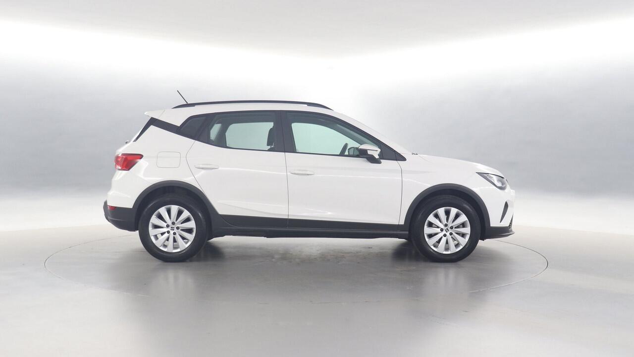 Seat Arona 1.0 TSI 95pk Style / Navigatie via App Connect / Parkeersensoren