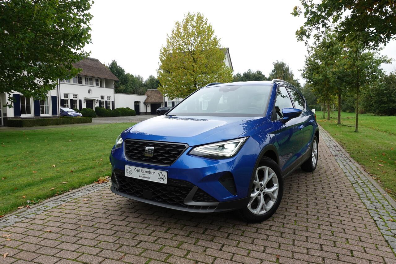 Seat Arona 1.0 EcoTSI FR Business Connect | Automaat | LED | CarPlay | Stoelverwarming | Camera |