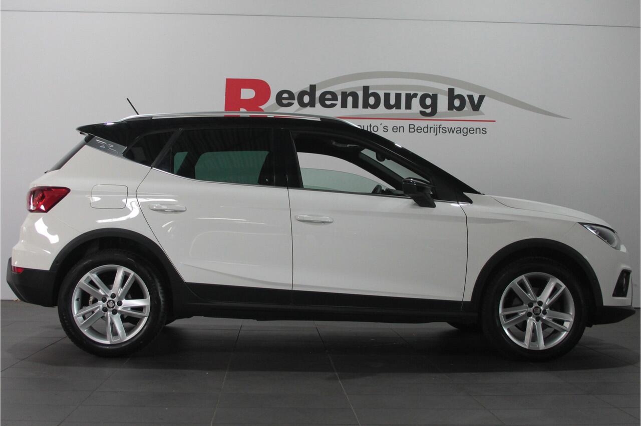 Seat Arona 1.5 TSI EVO FR Business Intense - Camera / ACC / Carplay / Dodehoek