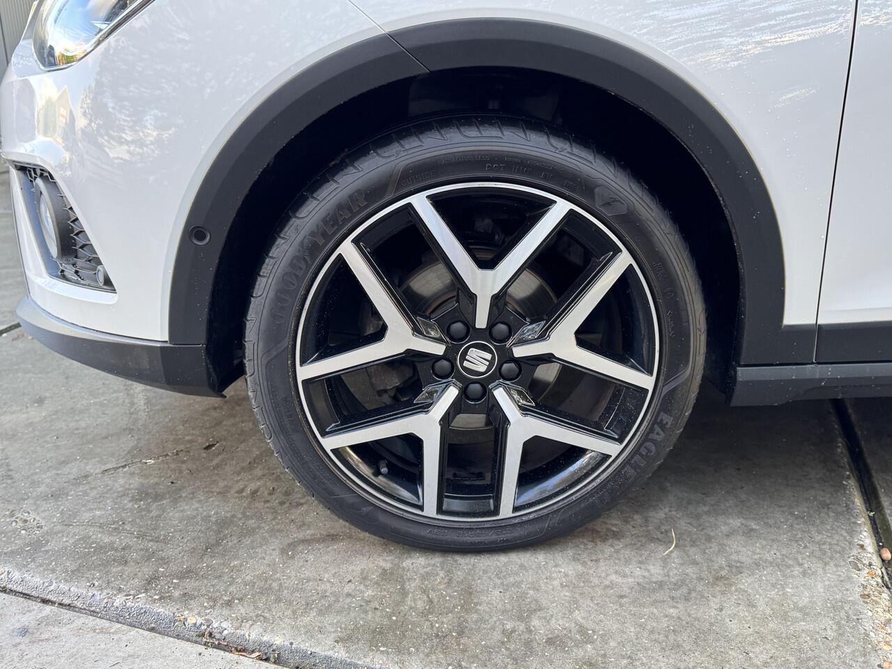 Seat Arona 1.0 TSI 115pk DSG FR Business Intense Plus Camera Winterpakket Alcantara Virtual Cockpit