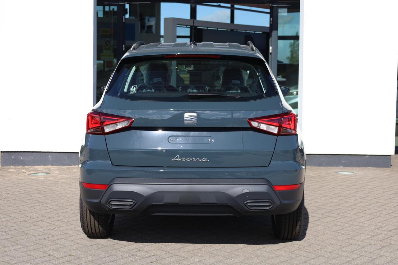 Seat Arona 1.0 EcoTSI Reference 95PK / 70kW Apple Carplay & Android Auto, cruise control, airconditioning, volledig digitaal instrumentenpaneel (Virtual Cockpit), verkeerstekenherkenning, parkeersensoren achter, 16'' LMV 'Design'