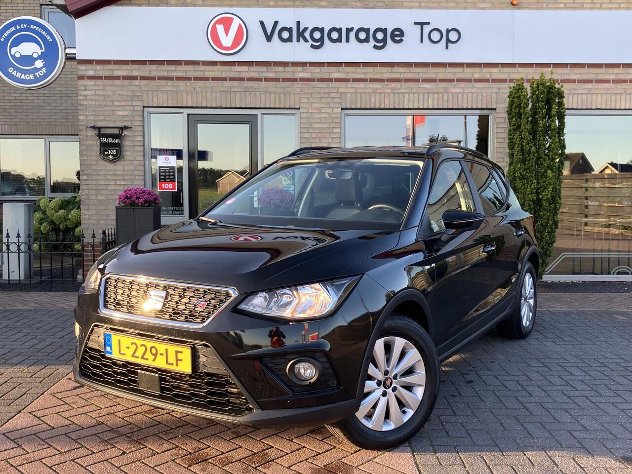 Seat Arona 1.0 TSI Style Business Intense | Trekhaak | NL-auto | Camera