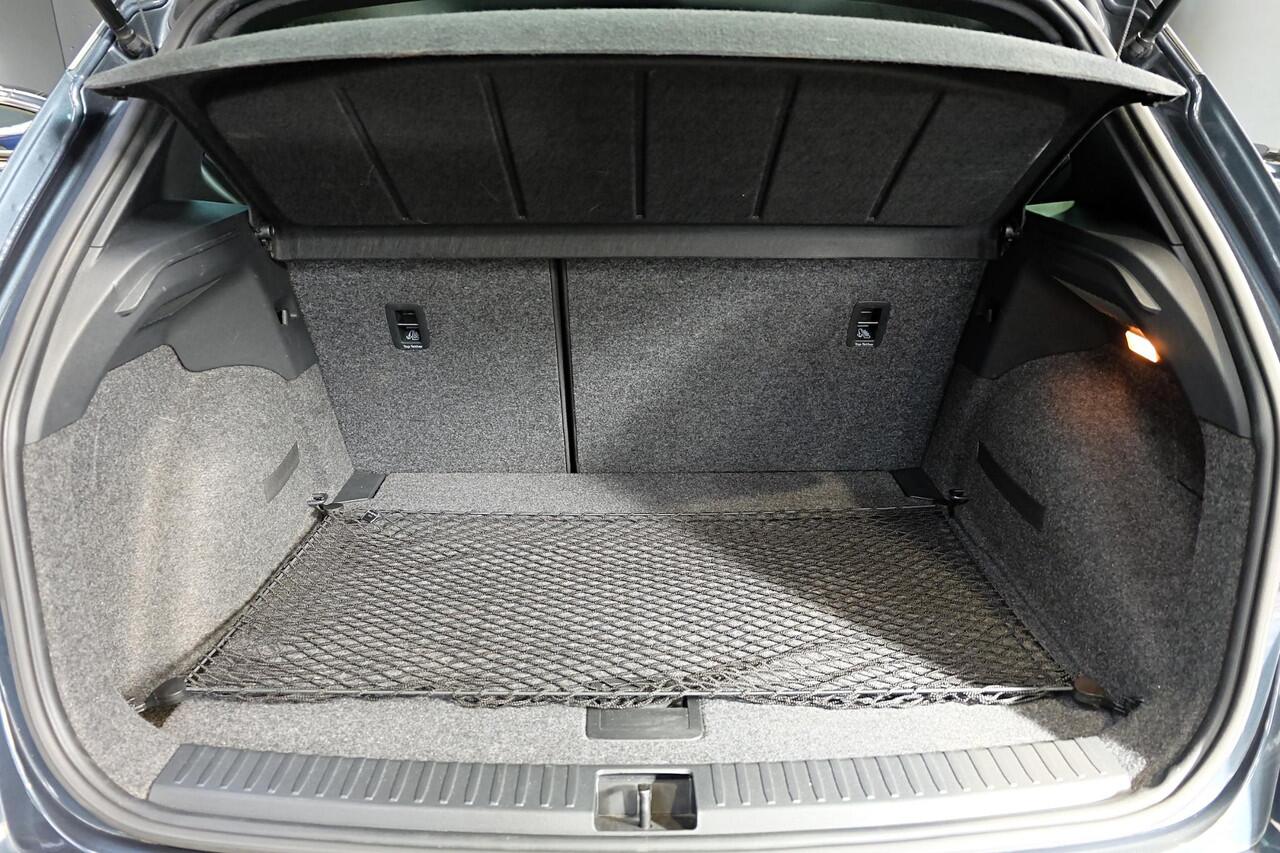 Seat Arona 1.0 TSI FR Business Intense / Navi / Camera / Stoelverwarming