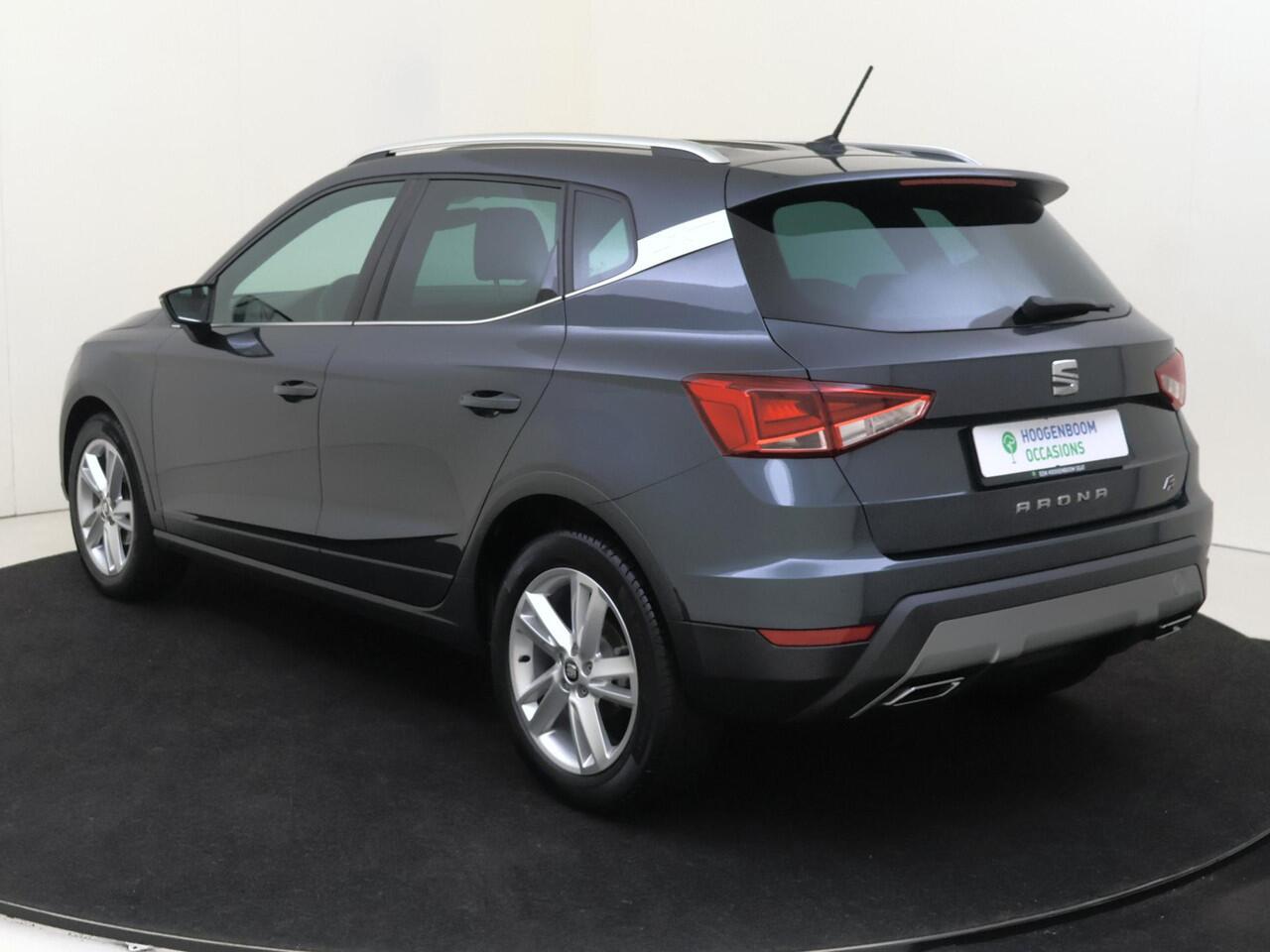 Seat Arona 1.0 TSI FR | Stoelverwarming | Climate control | Cruise control | 'Drive Profile' | Elektrisch inklapbare buitenspiegels | Parkeersensoren achter | Front assist |