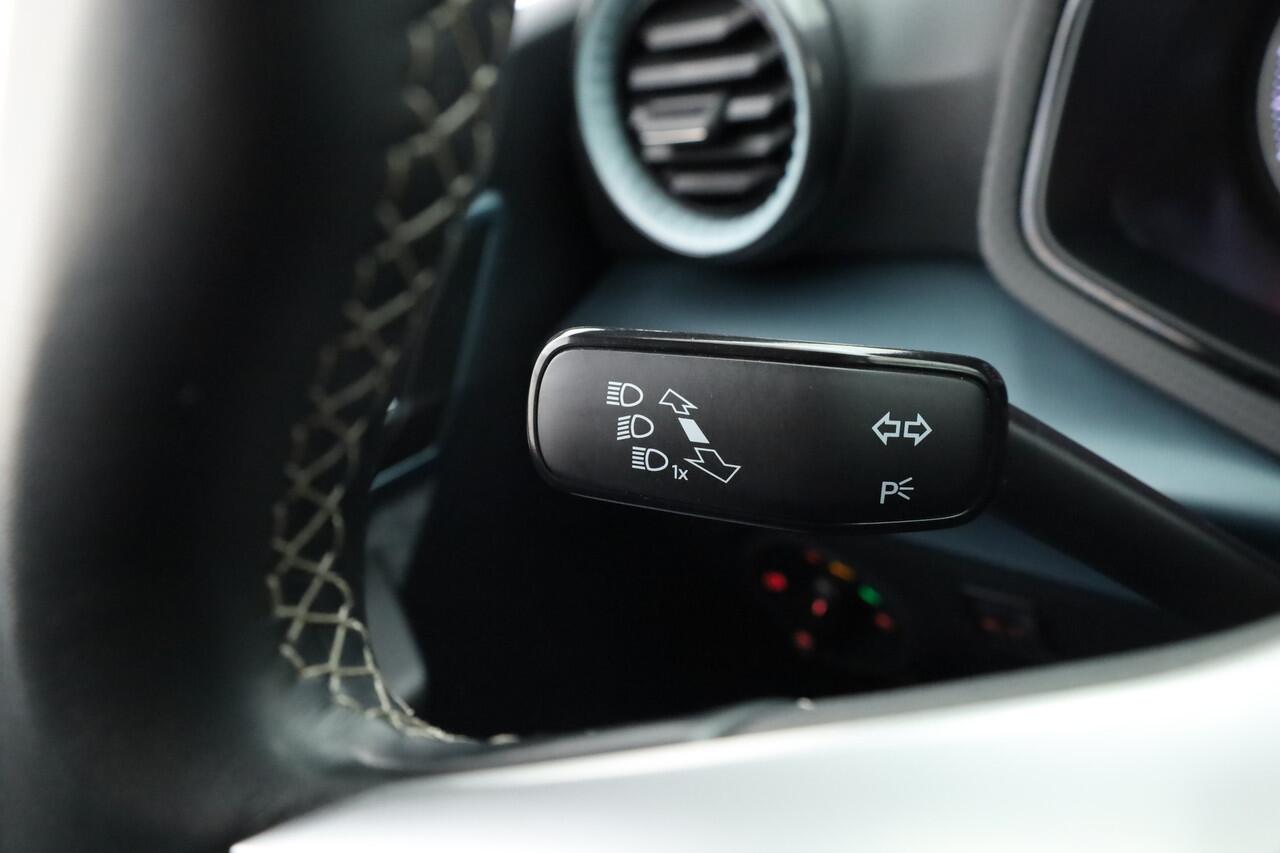 Seat Arona 1.0 TSI 95PK Xperience | Apple CarPlay | Keyless | Stoelverw. | Cruise | Clima | LED | PDC A