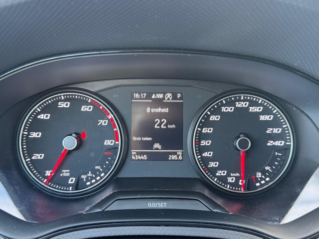 Seat Arona 1.0 TSI Style Business Intense - Navi - applr/Android - camera