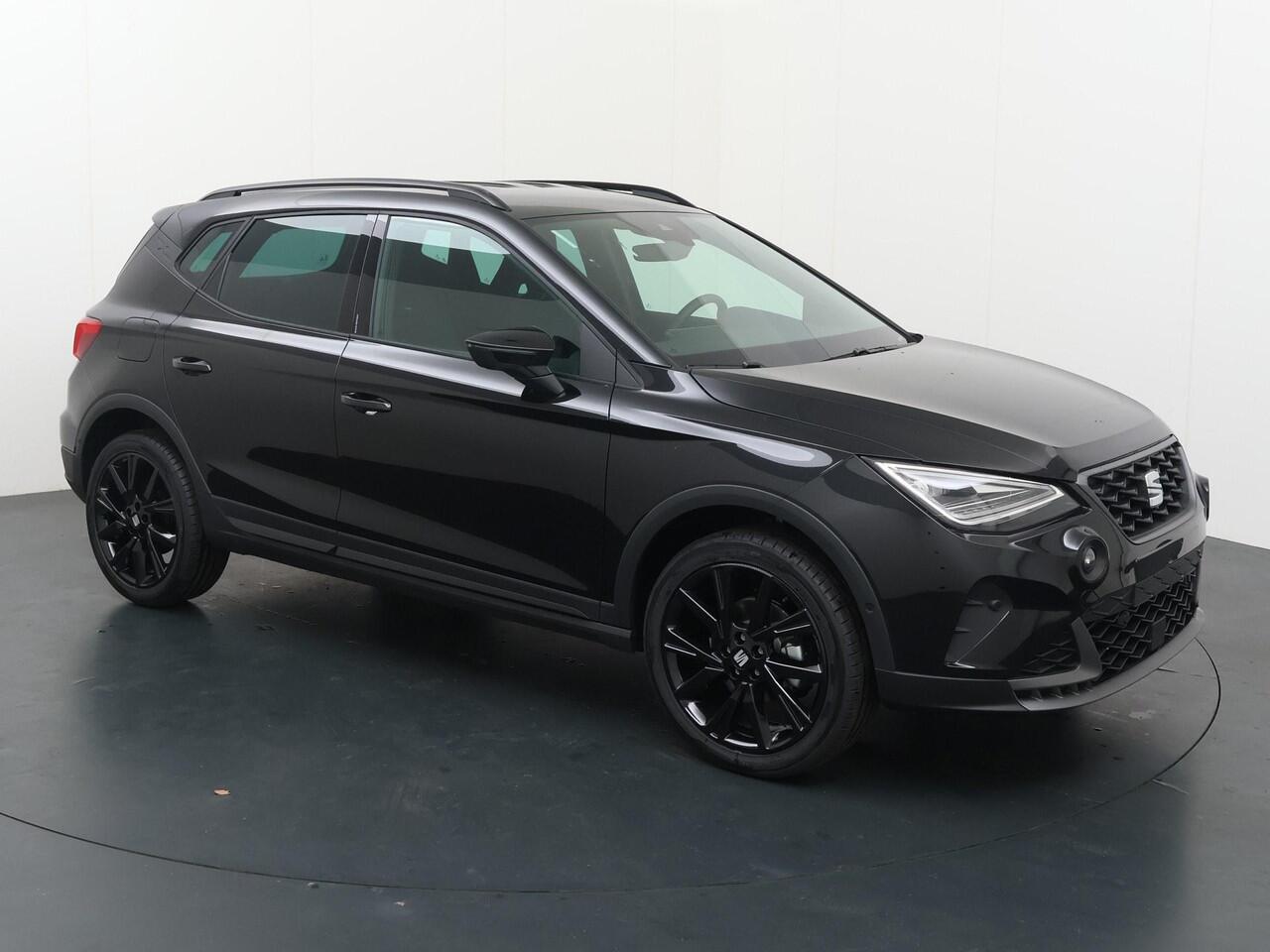 Seat Arona FR Business Connect 1.0 70 kW / 95 pk EcoTSI SUV 5 versn. | Black Pack |