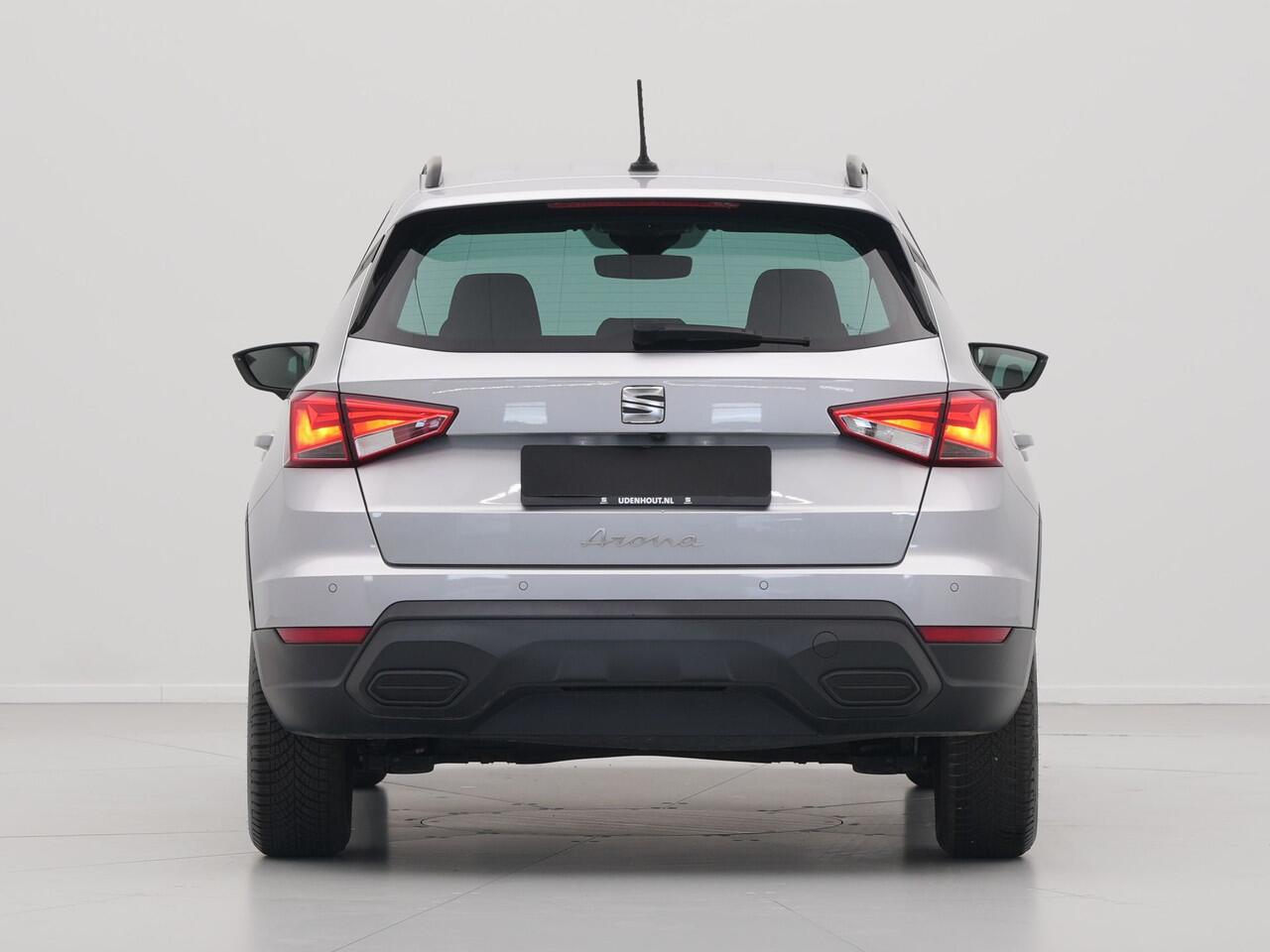 Seat Arona 1.0 TSI 110pk Style Navigatie Camera Parkassist Carplay Acc Pdc 141