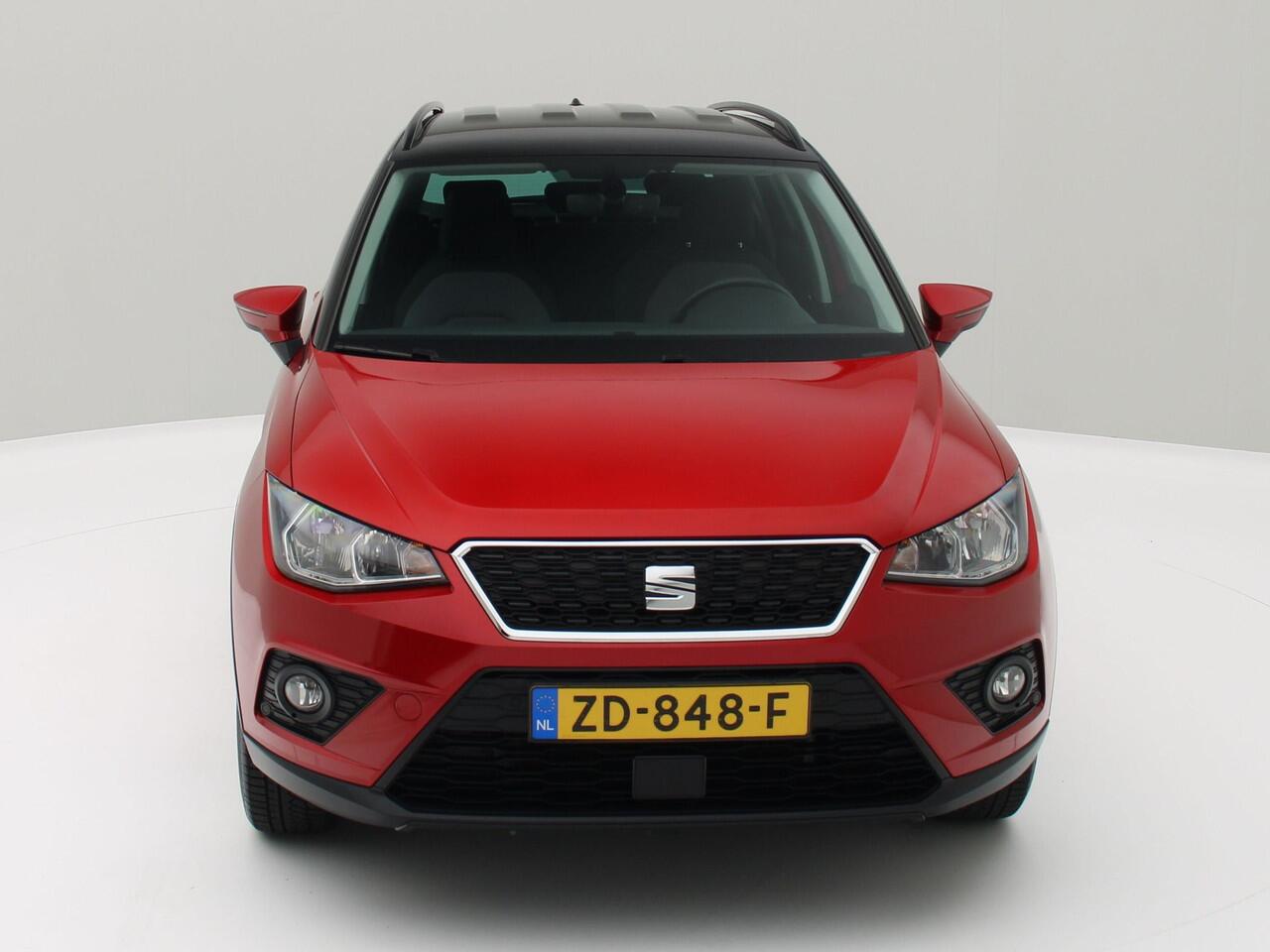 Seat Arona 1.0 TSI Style Business Intense / Adapt. Cruise / Camera / Navi / Origineel NL