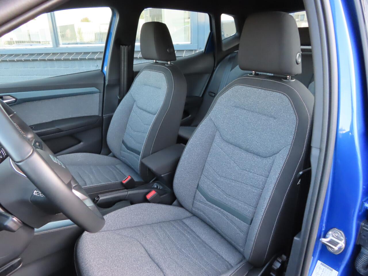 Seat Arona 1.0 EcoTSI Xperience DSG | groot navi scherm | camera | full led | parkassist |