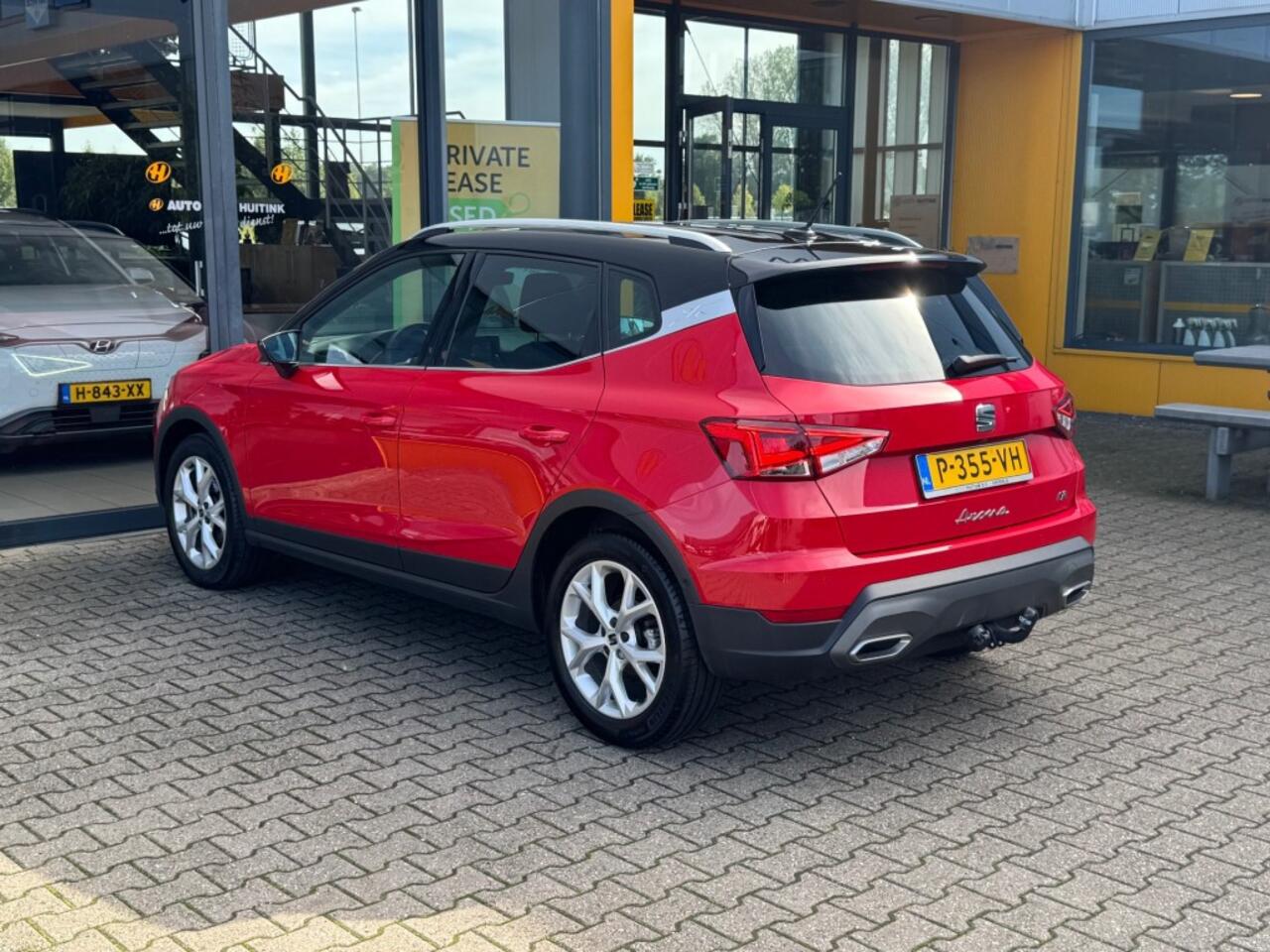 Seat Arona 1.0 TSI FR Business Intens - navigatie - camera