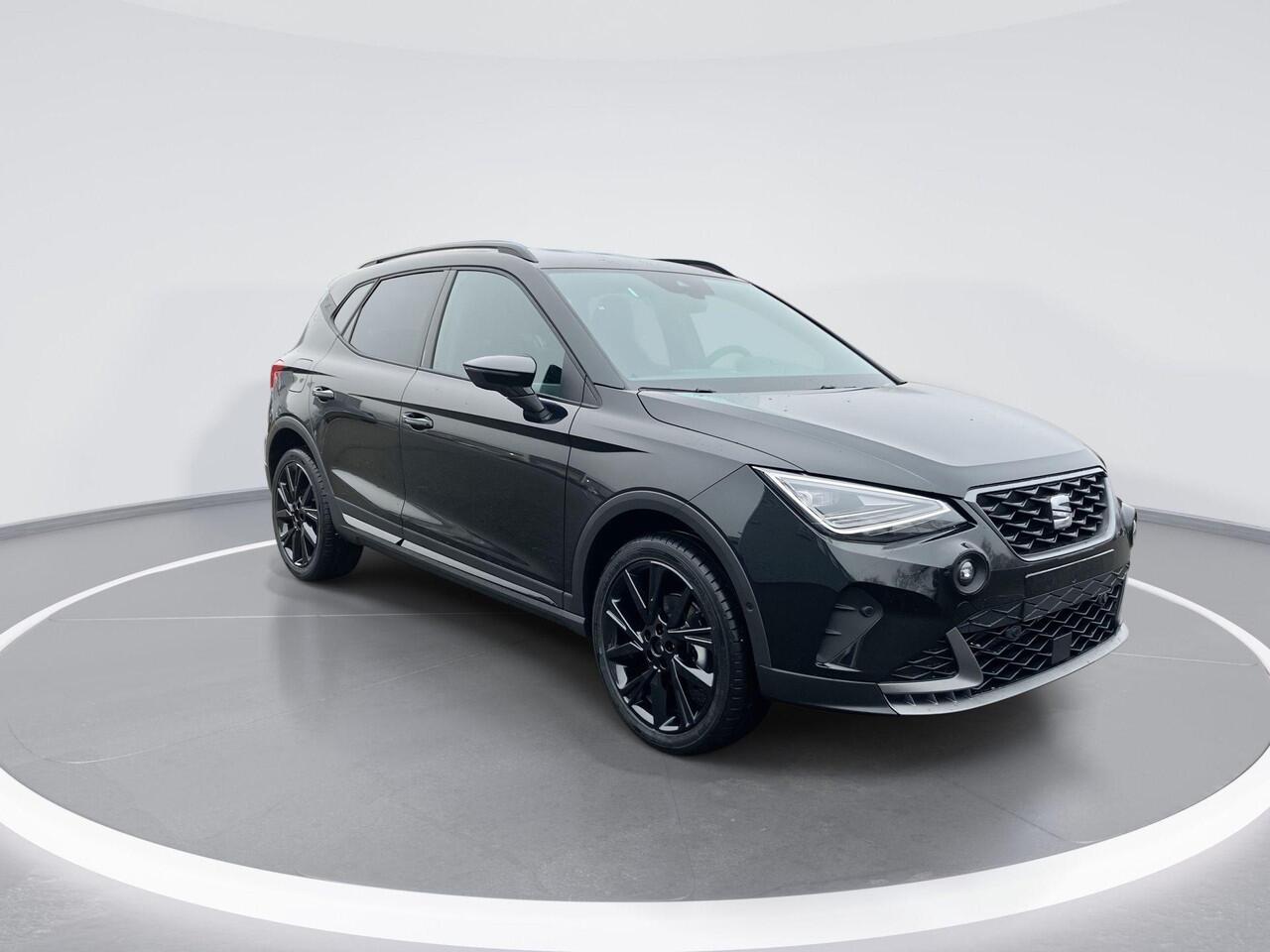 Seat Arona FR Business Connect 1.0 70 kW / 95 pk EcoTSI SUV 5 versnelling Hand. | Black Pakket | 18'' lichtmetalen velgen | 2500,- Euro Herwaardering!! 32.000,- Fiscaal!