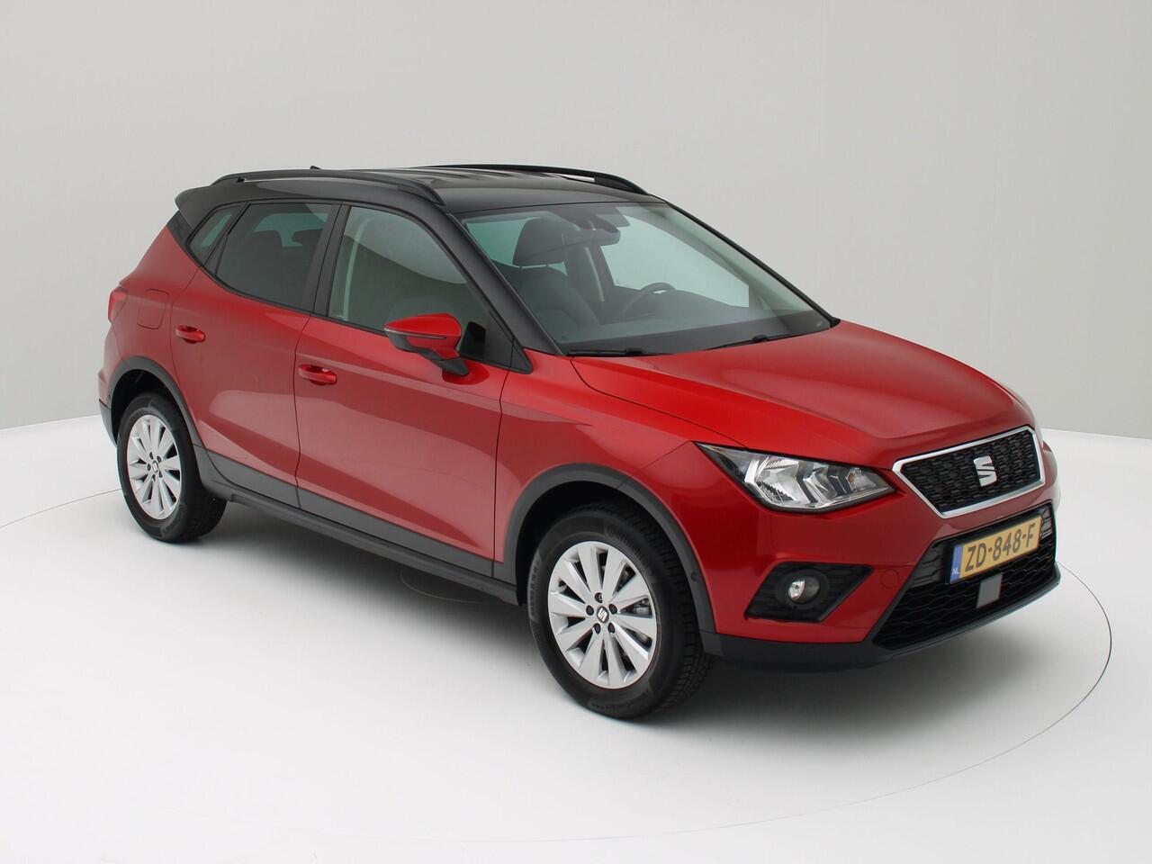 Seat Arona 1.0 TSI Style Business Intense / Adapt. Cruise / Camera / Navi / Origineel NL