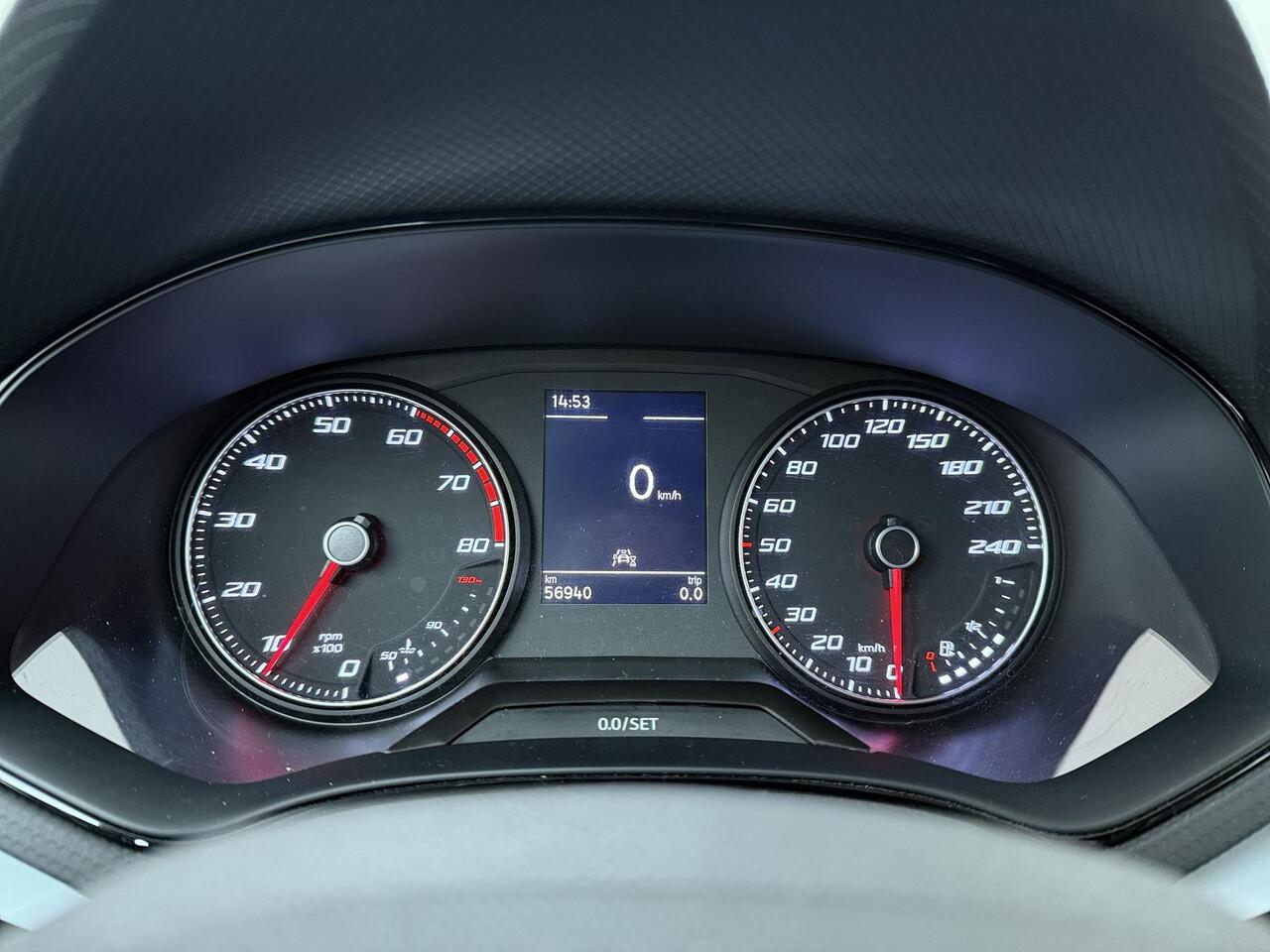 Seat Arona 1.0 TSI Style | 95 PK | Trekhaak | Cruise control | Apple Carplay/Android Auto |