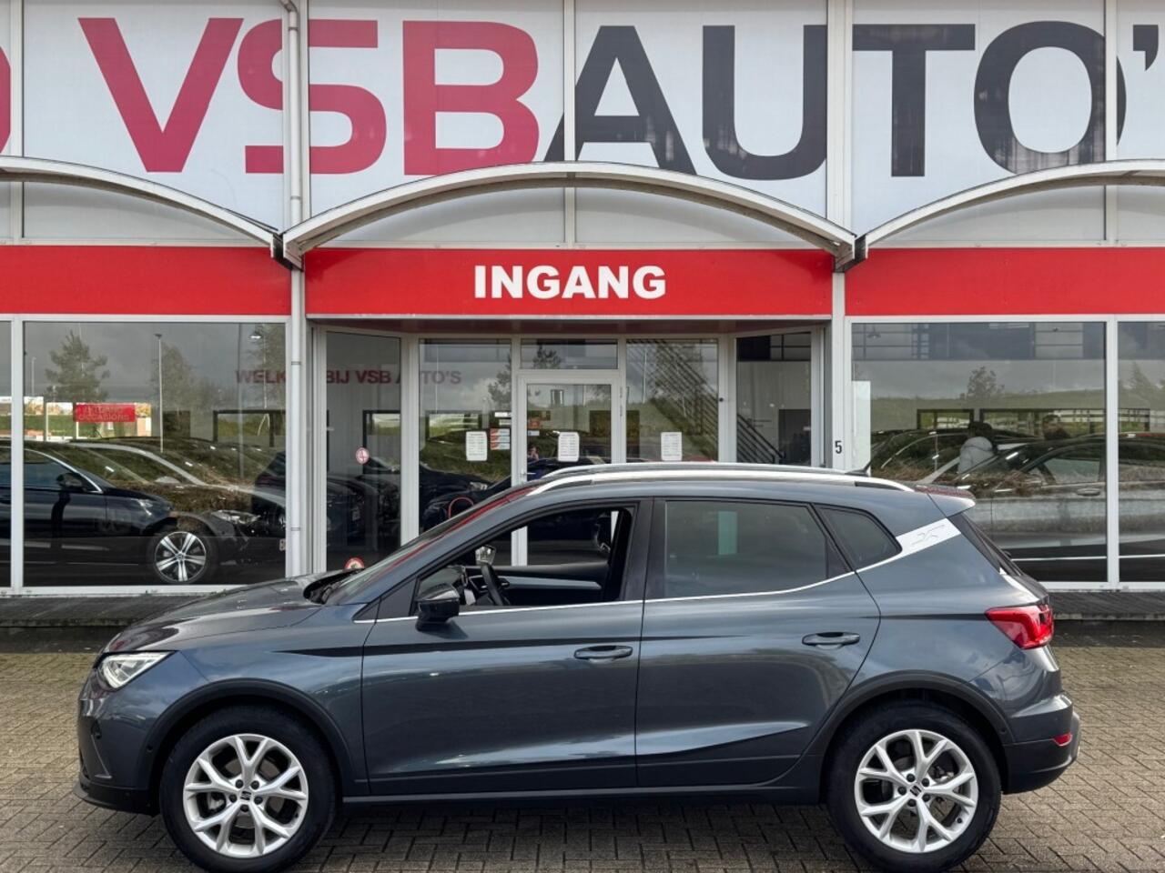 Seat Arona 1.5 TSI AUT. 150PK FR FACELIFT DIGITALE-SCHERM NAVI CAMERA CARPLAY AIRCO LMV PDC