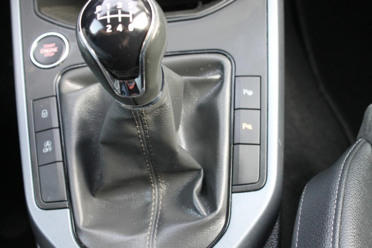 Seat Arona 1.0 TSi Style Business Intense Plus 81 KW