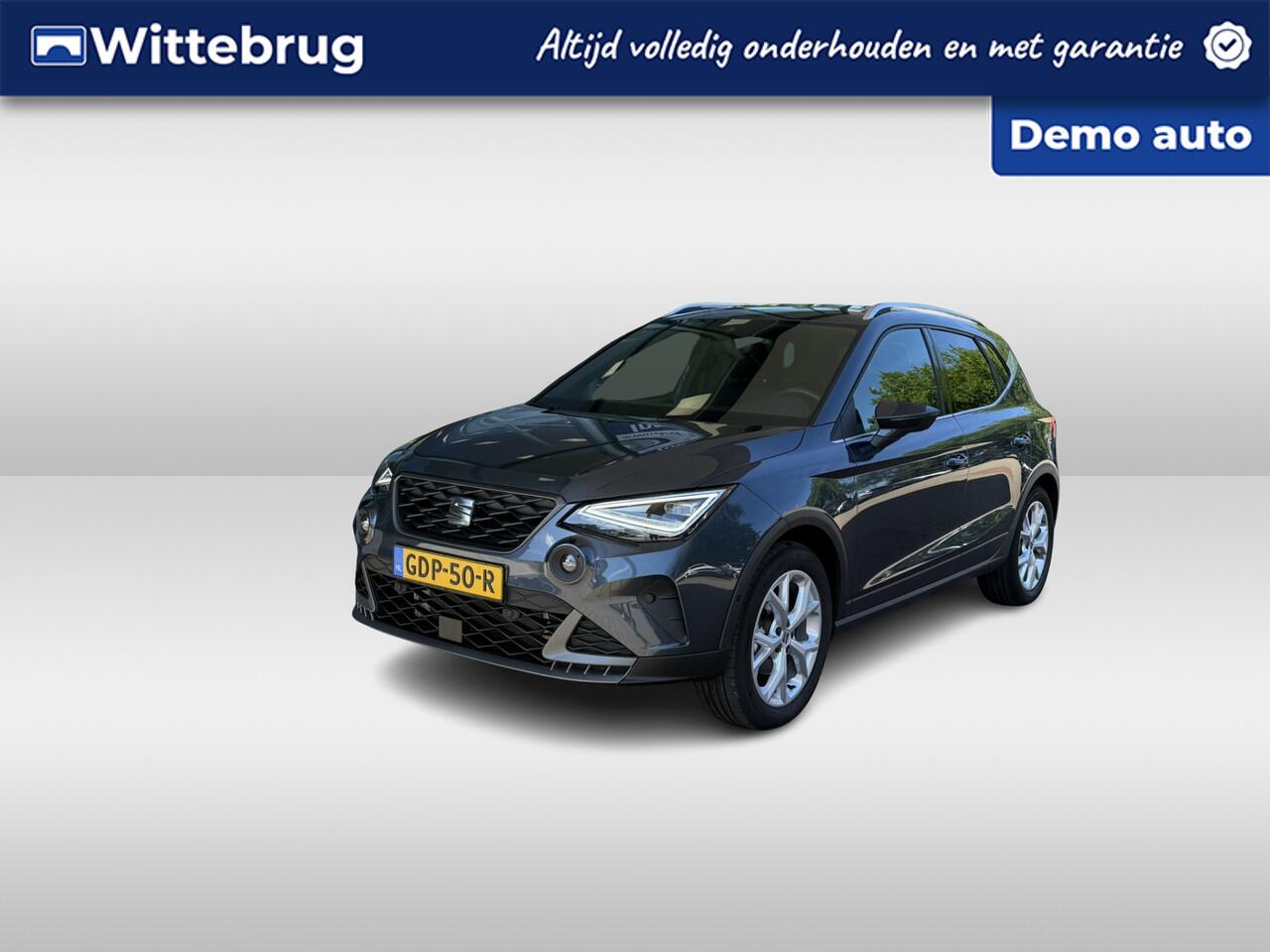 Seat Arona 1.0 EcoTSI FR Business Connect / Afneembare Trekhaak / Achteruitrij camera / Suede bekleding / Stoel verwarming voor / Carplay