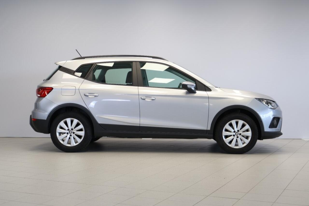 Seat Arona 1.0 TSI Style - Parkeersensoren voor+achter - CruiseControl
