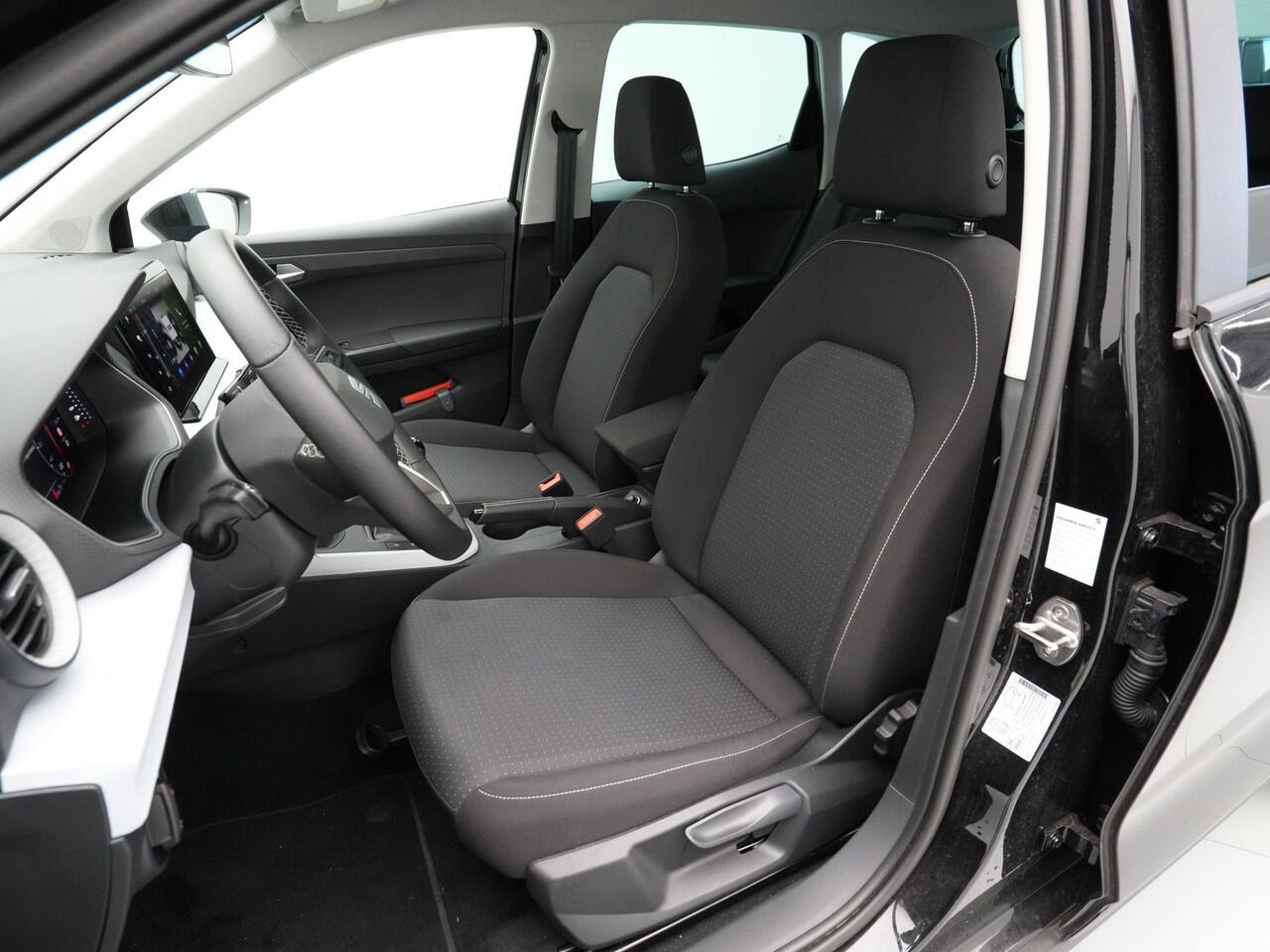 Seat Arona 1.0 TSI 95pk Style Business Connect Navigatie Stoelverwarming Digital Cockpit Carplay 177