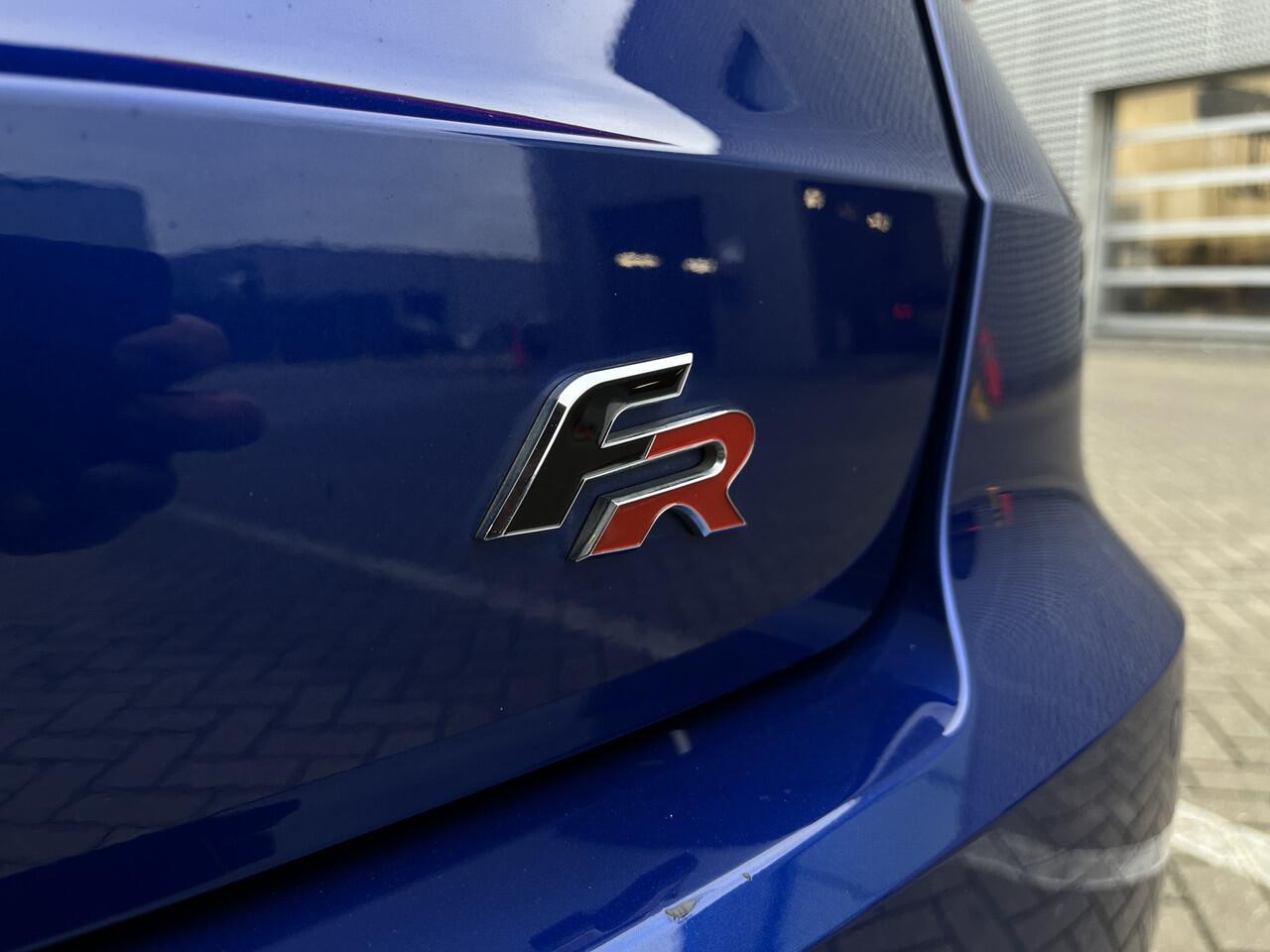 Seat Arona 1.0 TSI FR Business Intense / Digitaal dashboard / Navigatie / App connect / Climate controle / Camera / Parkeersensoren v+a /