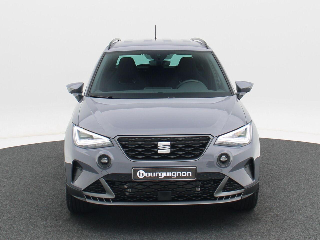 Seat Arona FR Business Connect 1.0 TSI 95 PK | Black pack | Stoelverwarming | Adaptive cruise control | Achteruitrijcamera